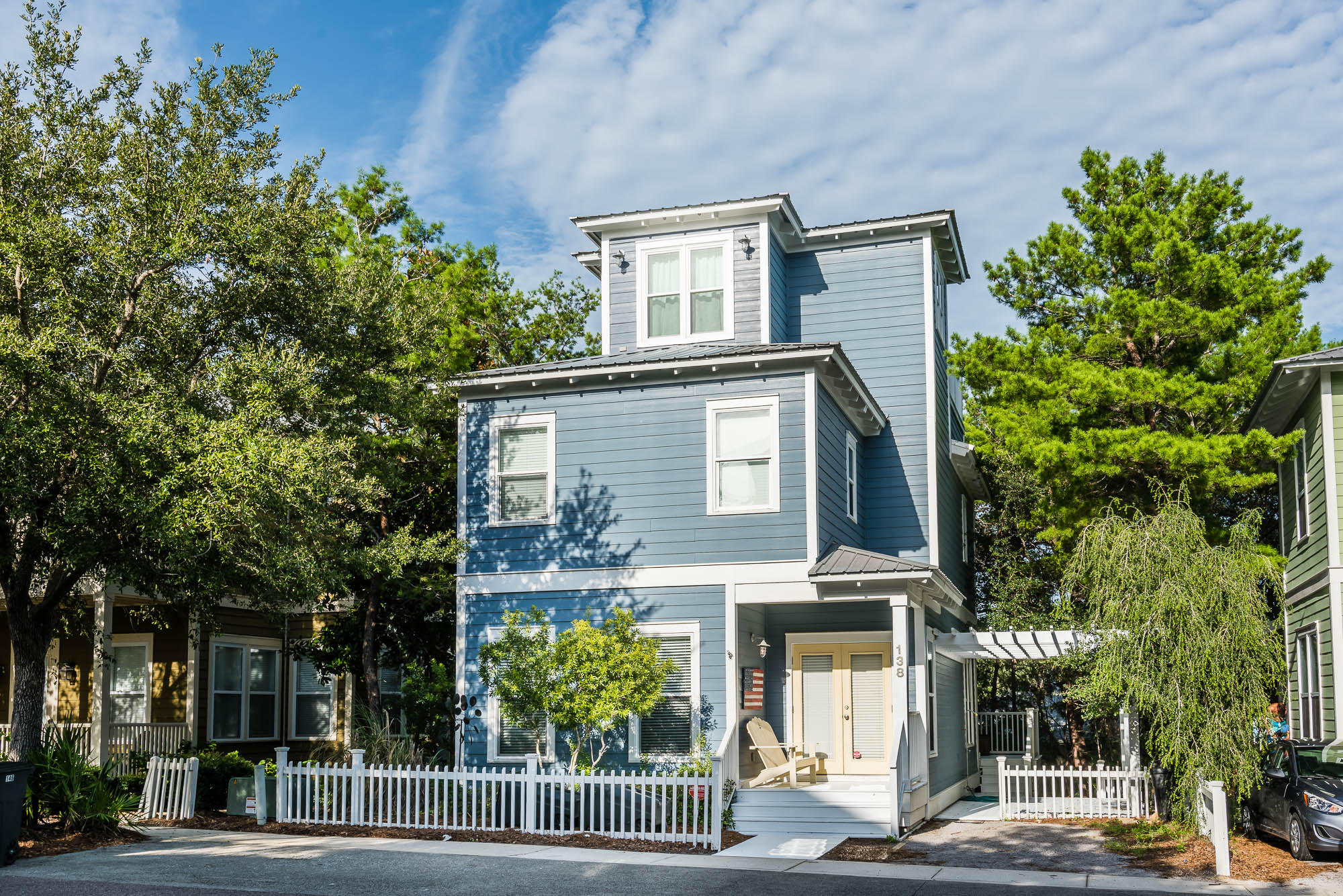 SUMMER'S EDGE - Residential