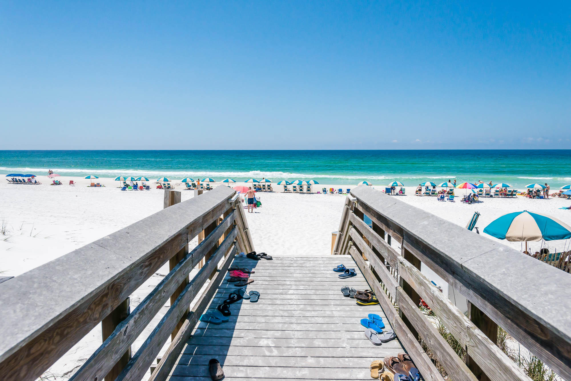 SUMMER'S EDGE - Residential