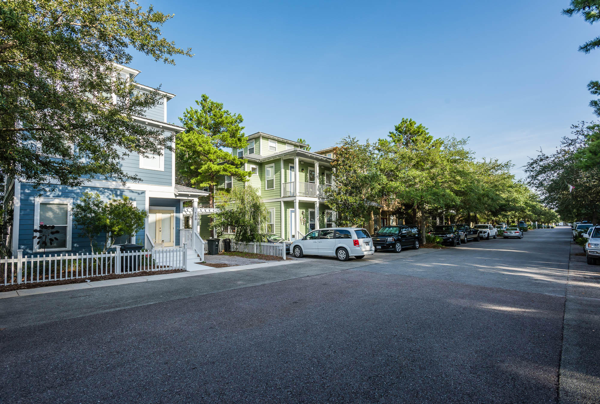 SUMMER'S EDGE - Residential