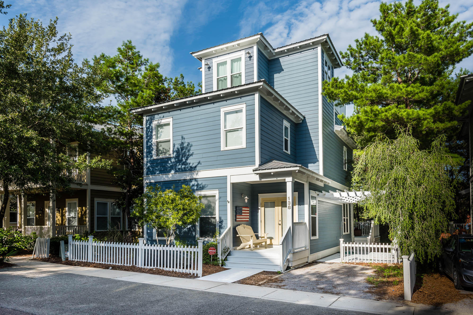 SUMMER'S EDGE - Residential