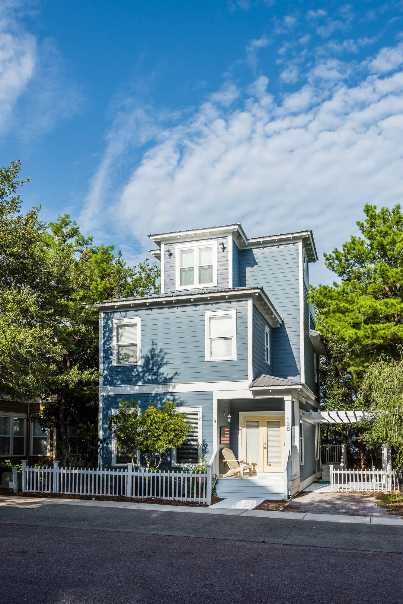 SUMMER'S EDGE - Residential