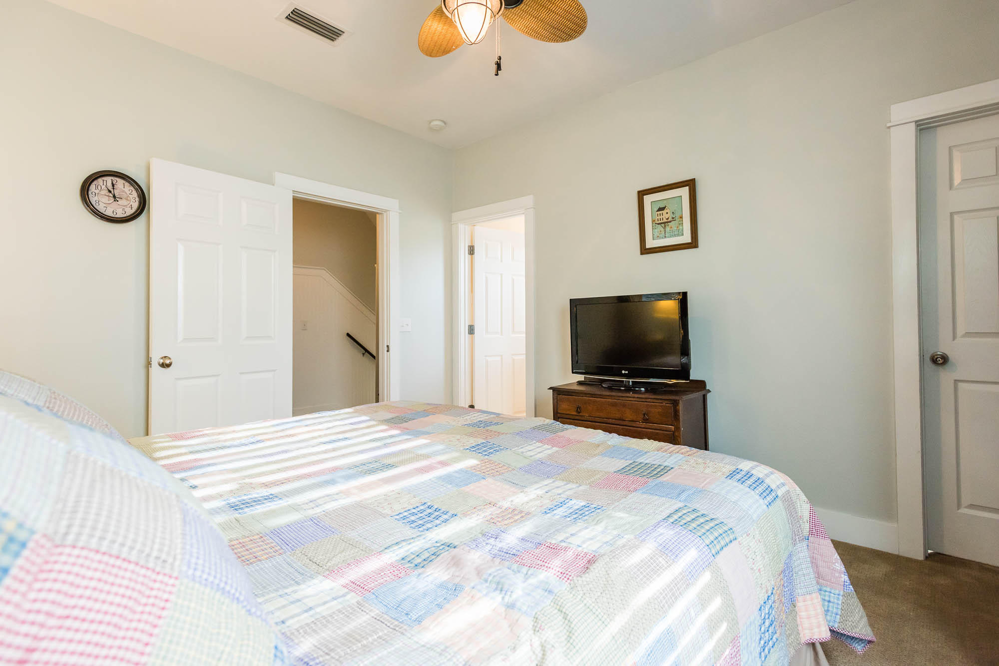 SUMMER'S EDGE - Residential