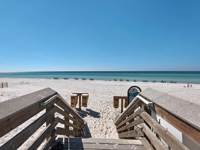 SUMMER'S EDGE - Residential