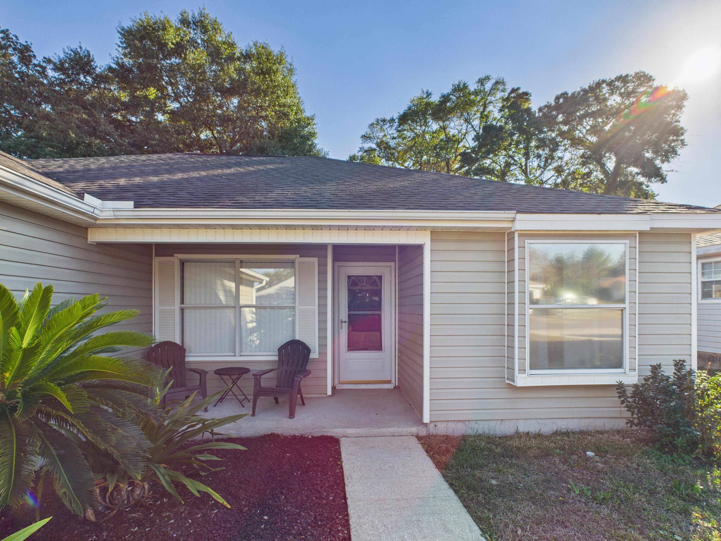 OLD TOWN PH 2 - Residential Lease