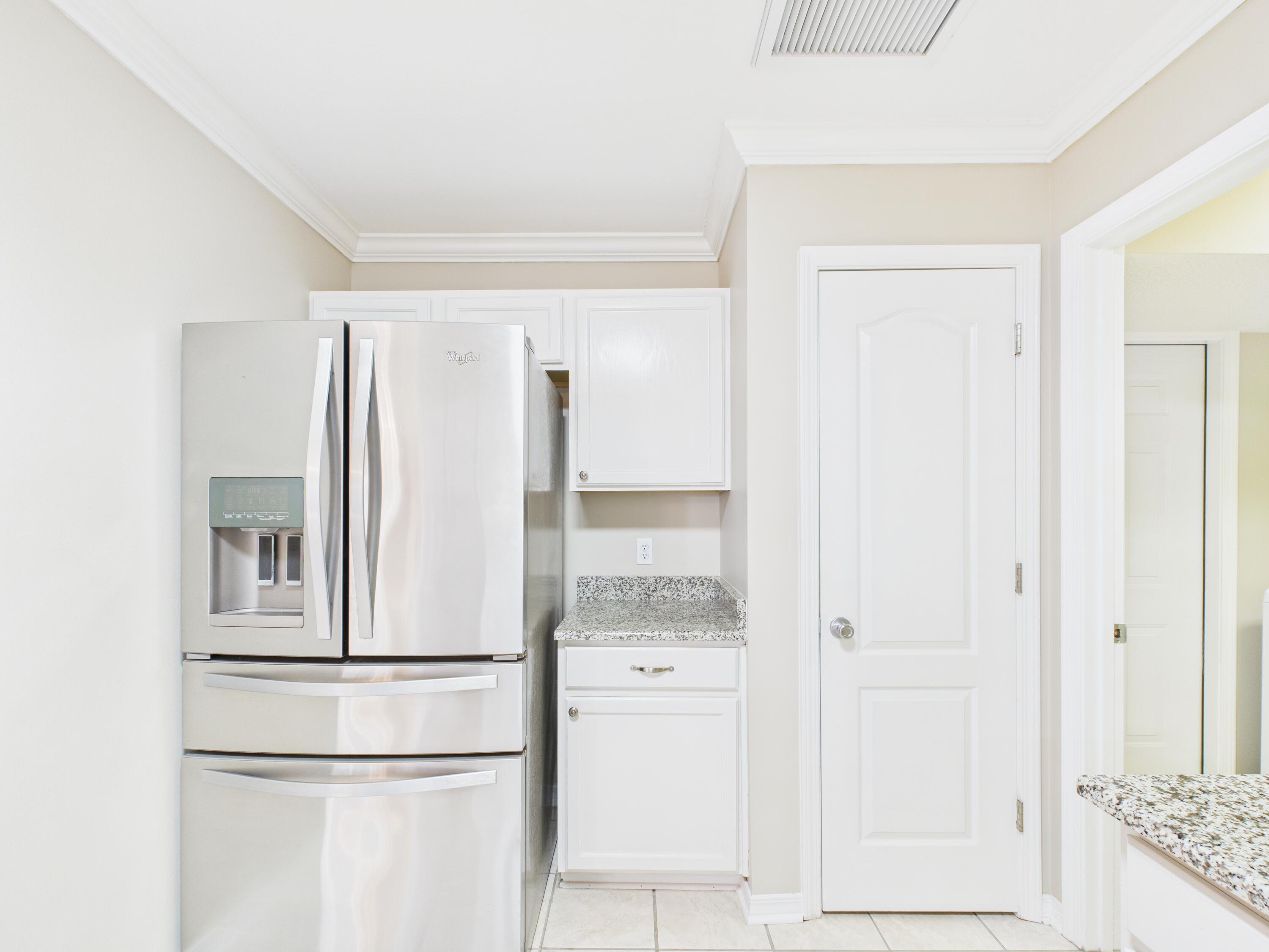 OLD TOWN PH 2 - Residential Lease