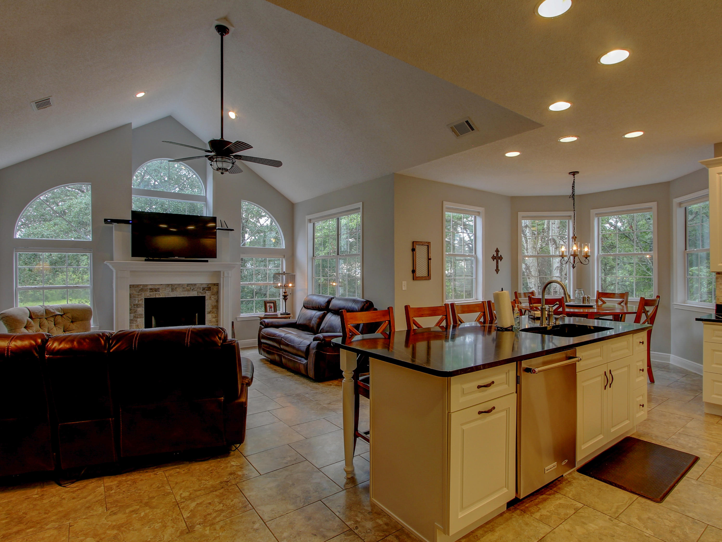 VILLAGE OF BOLTON AT BLUEWATER BAY - Residential