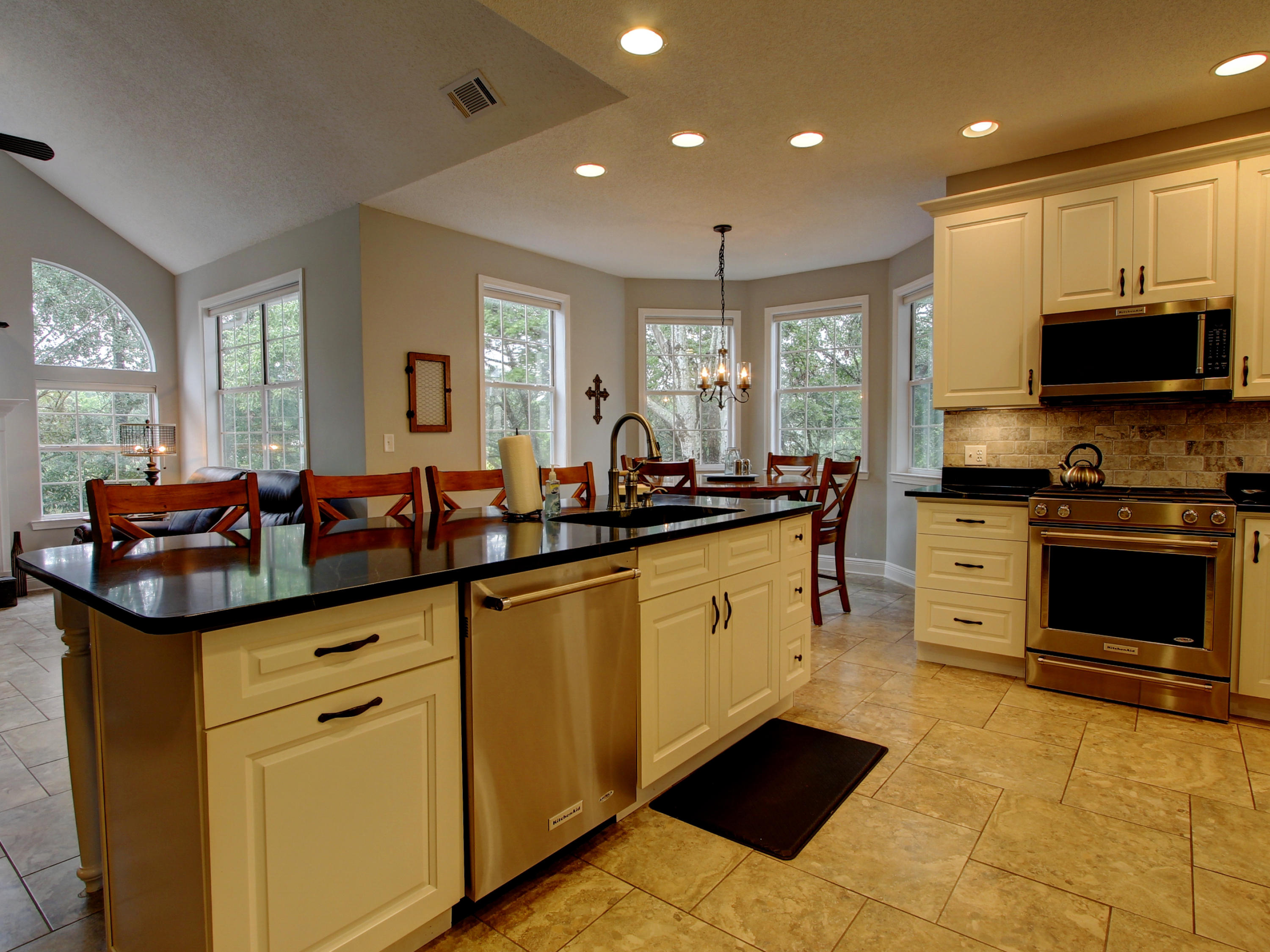 VILLAGE OF BOLTON AT BLUEWATER BAY - Residential