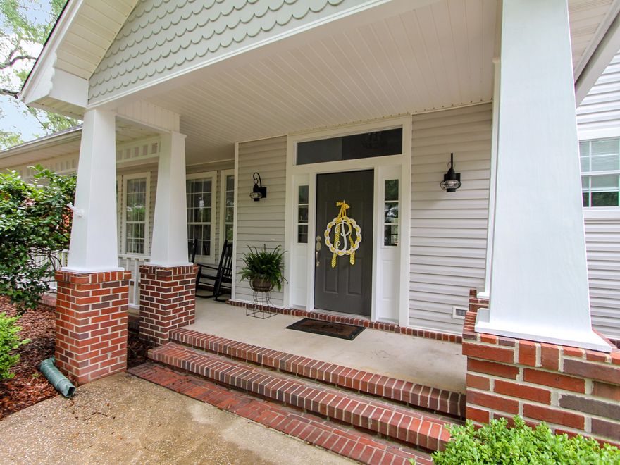 Rare opportunity to own a remodeled lake front home in one of the most desirable & gated neighborhoods in Bluewater Bay. Situatied on a cul-de-sac, this lovingly maintained waterfront home features a large private master suite with luxurious bath and walk in closet, three additional spacious bedrooms, a gourmet kitchen with plenty of entertaining space for family/ friends to make lasting memories. Be 1 of only 25 homes that get to enjoy the peacefulness of lake front living. Schedual a appointment today before this home is gone.