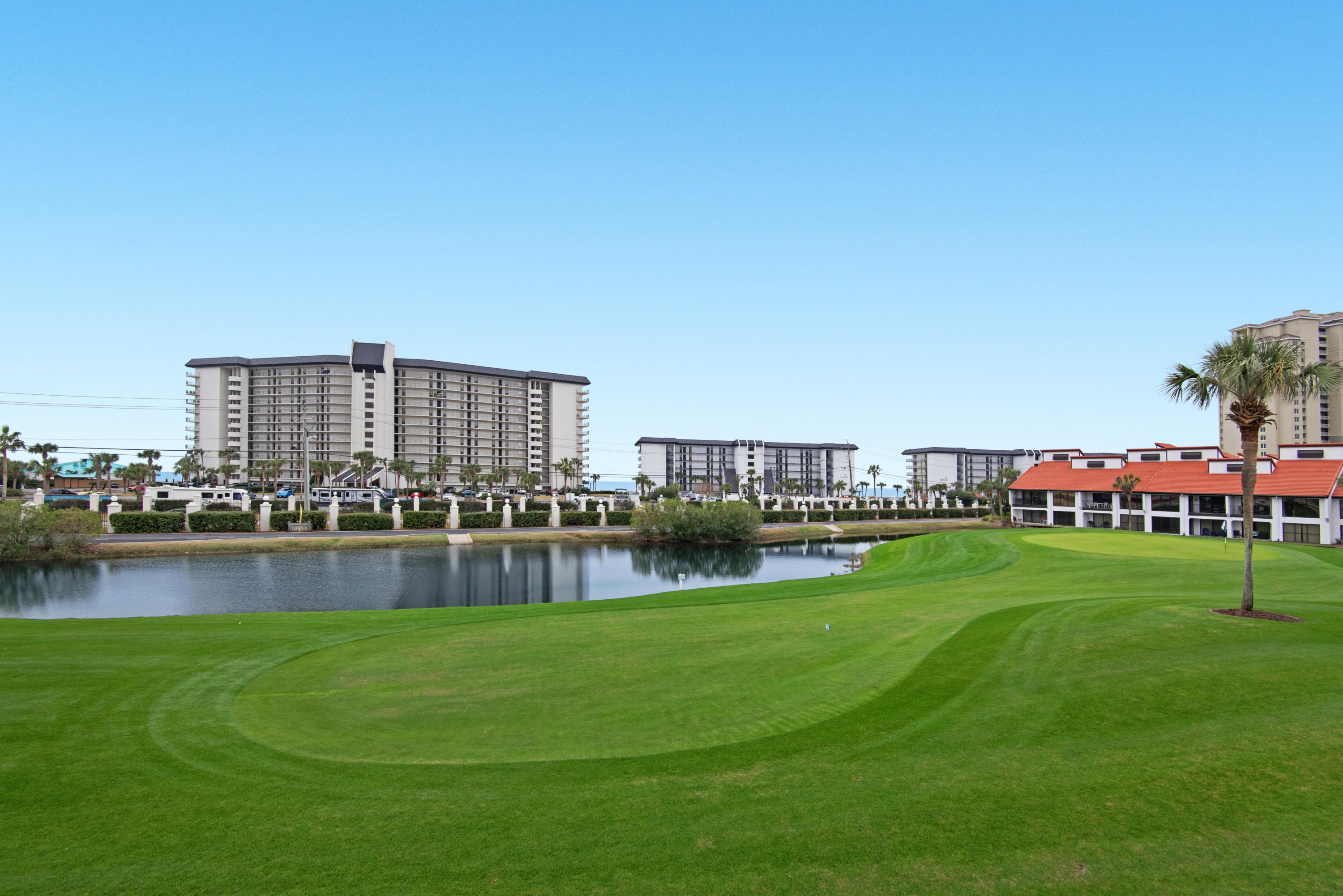 EDGEWATER GOLF VILLAS 2A CONDO - Residential