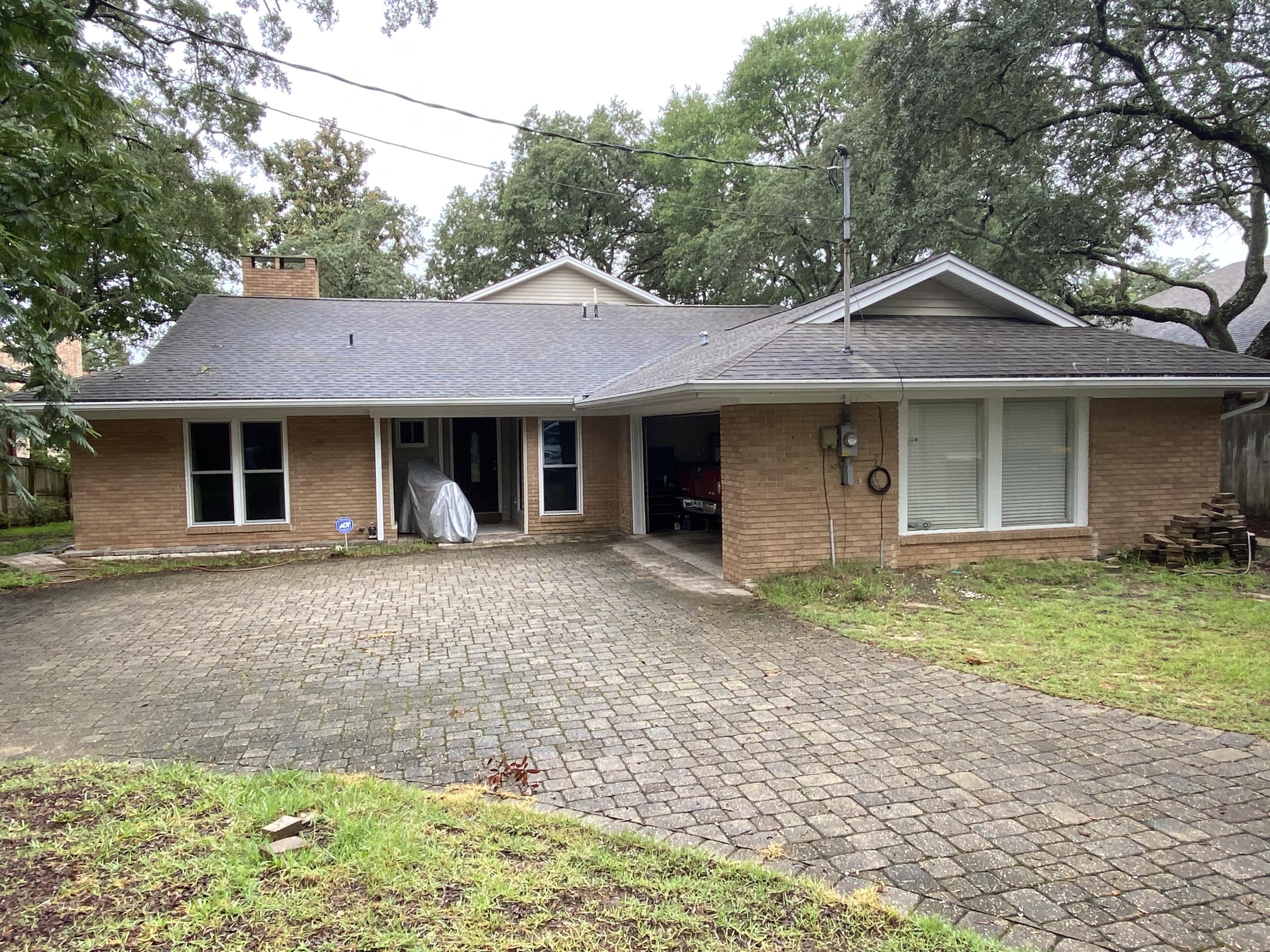 BAYOU VISTA - Residential