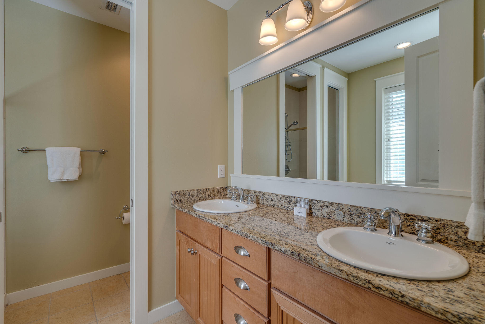 LAUREL GROVE - Residential