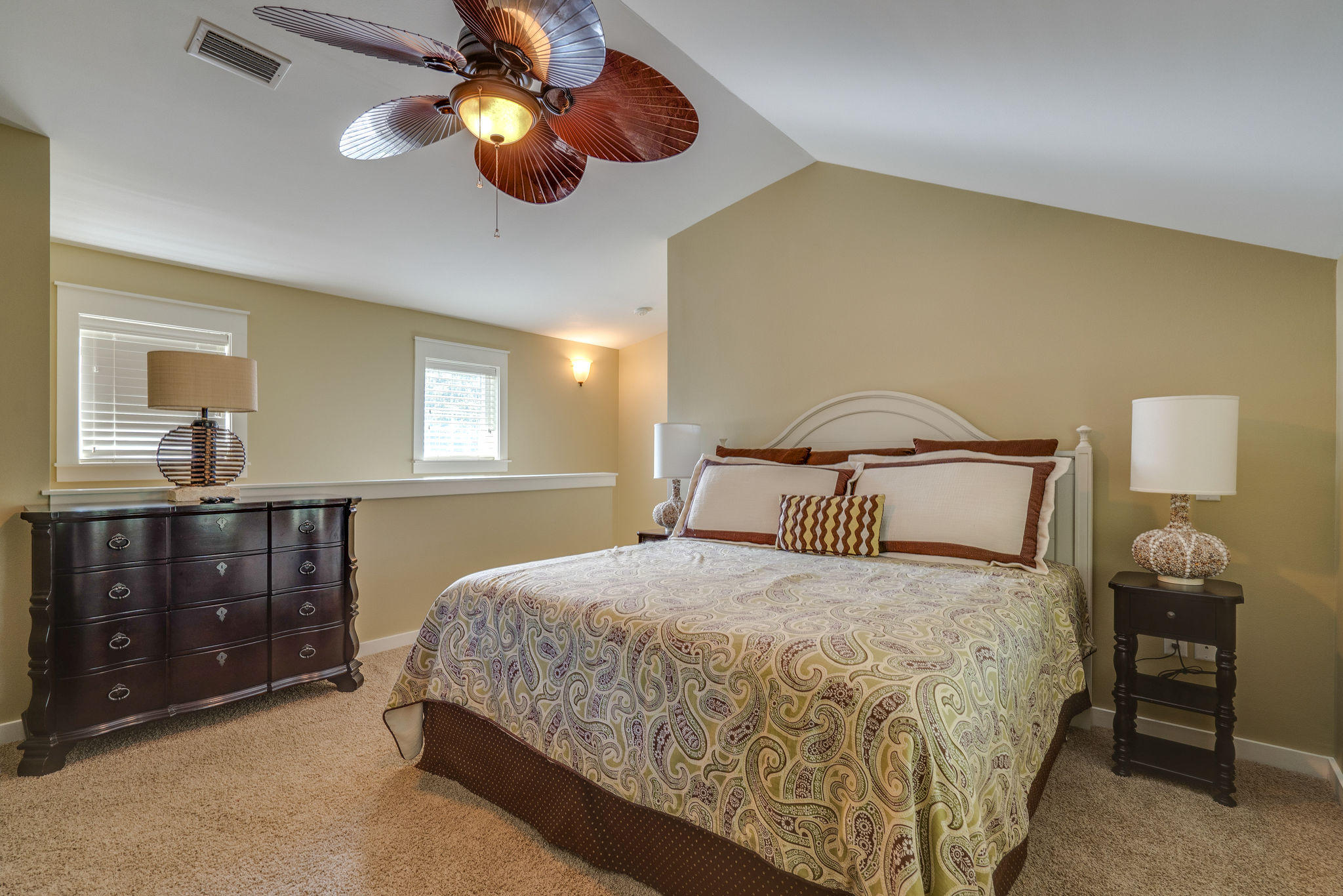 LAUREL GROVE - Residential