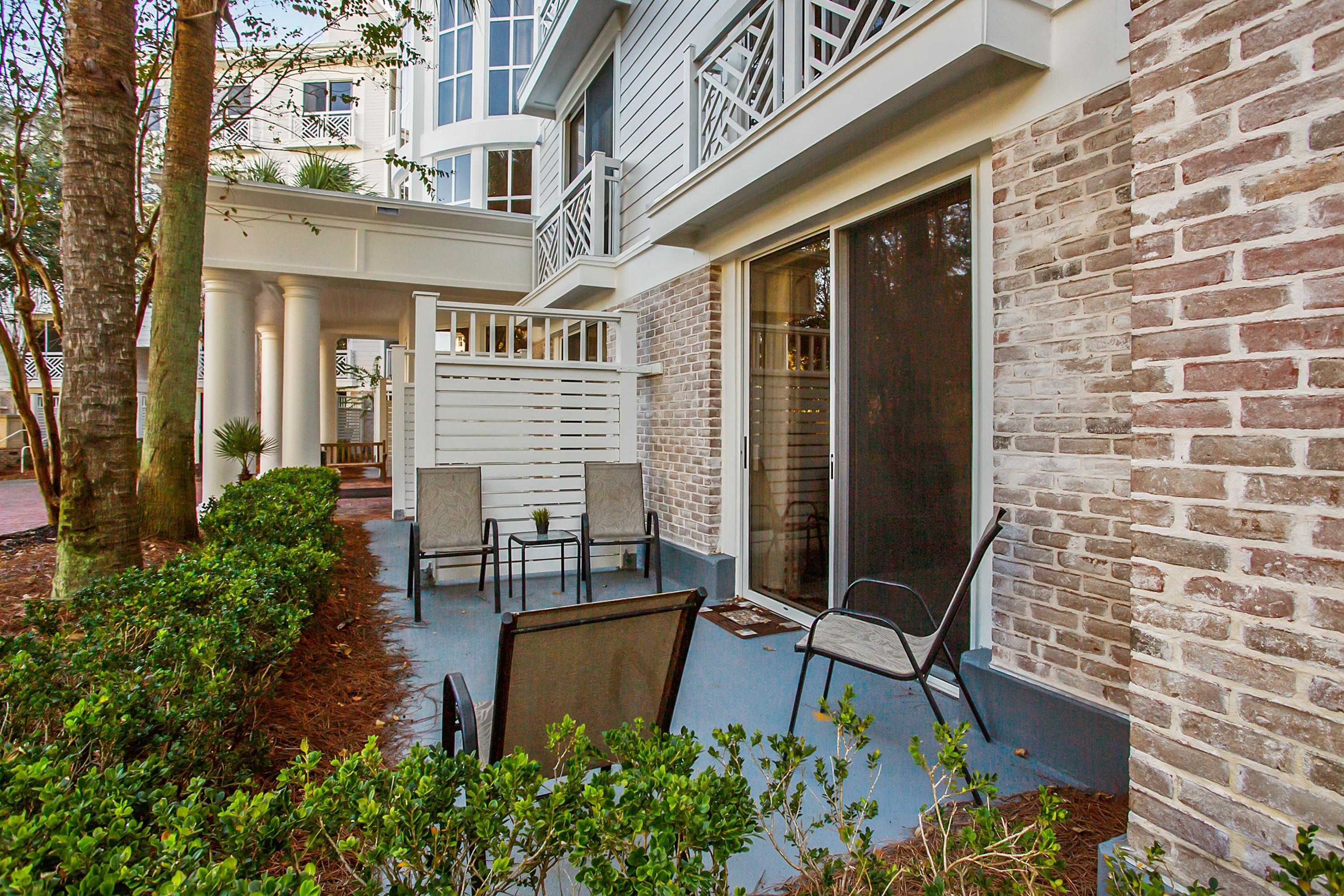 BAHIA CONDO - Residential