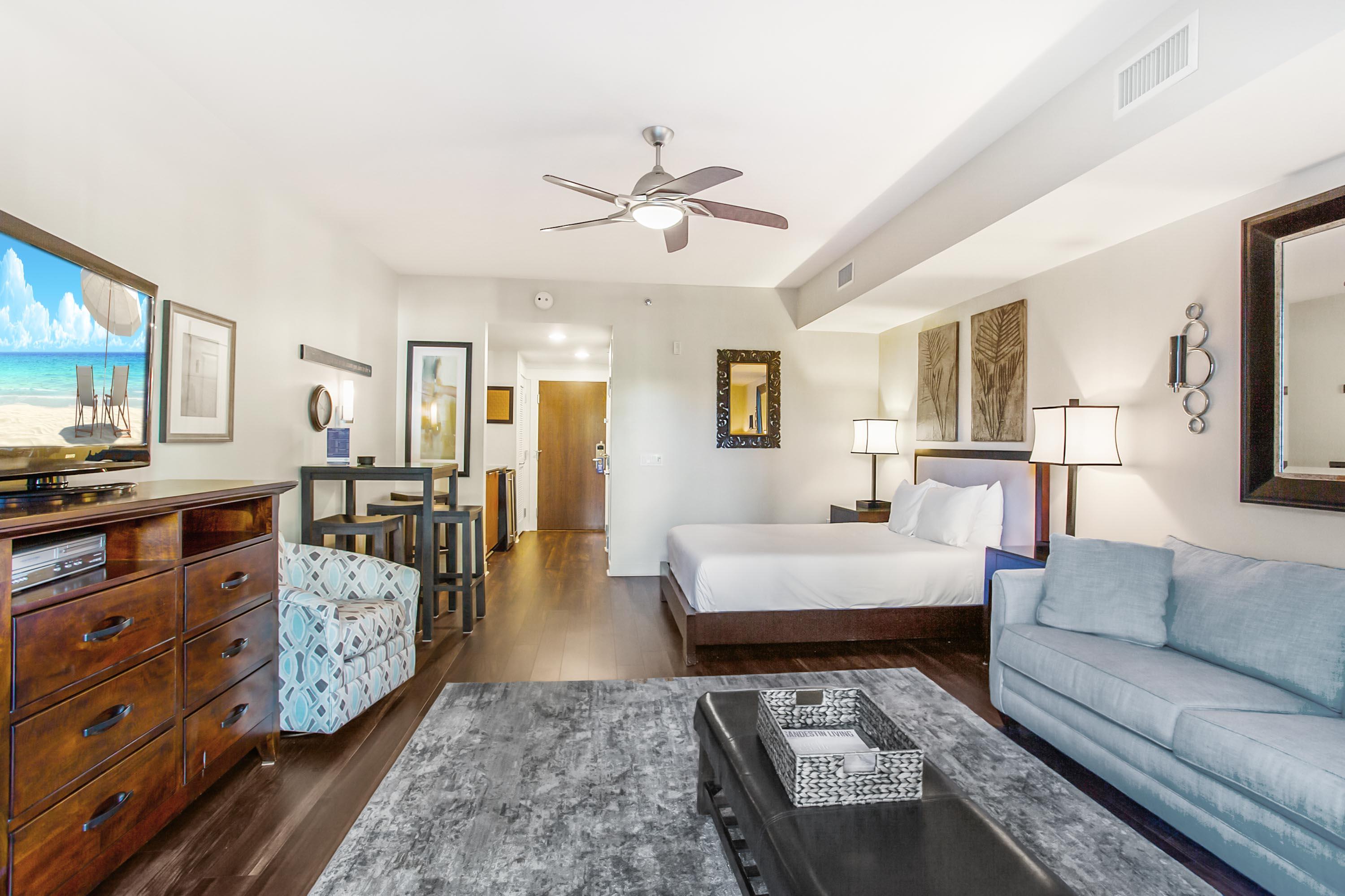 BAHIA CONDO - Residential