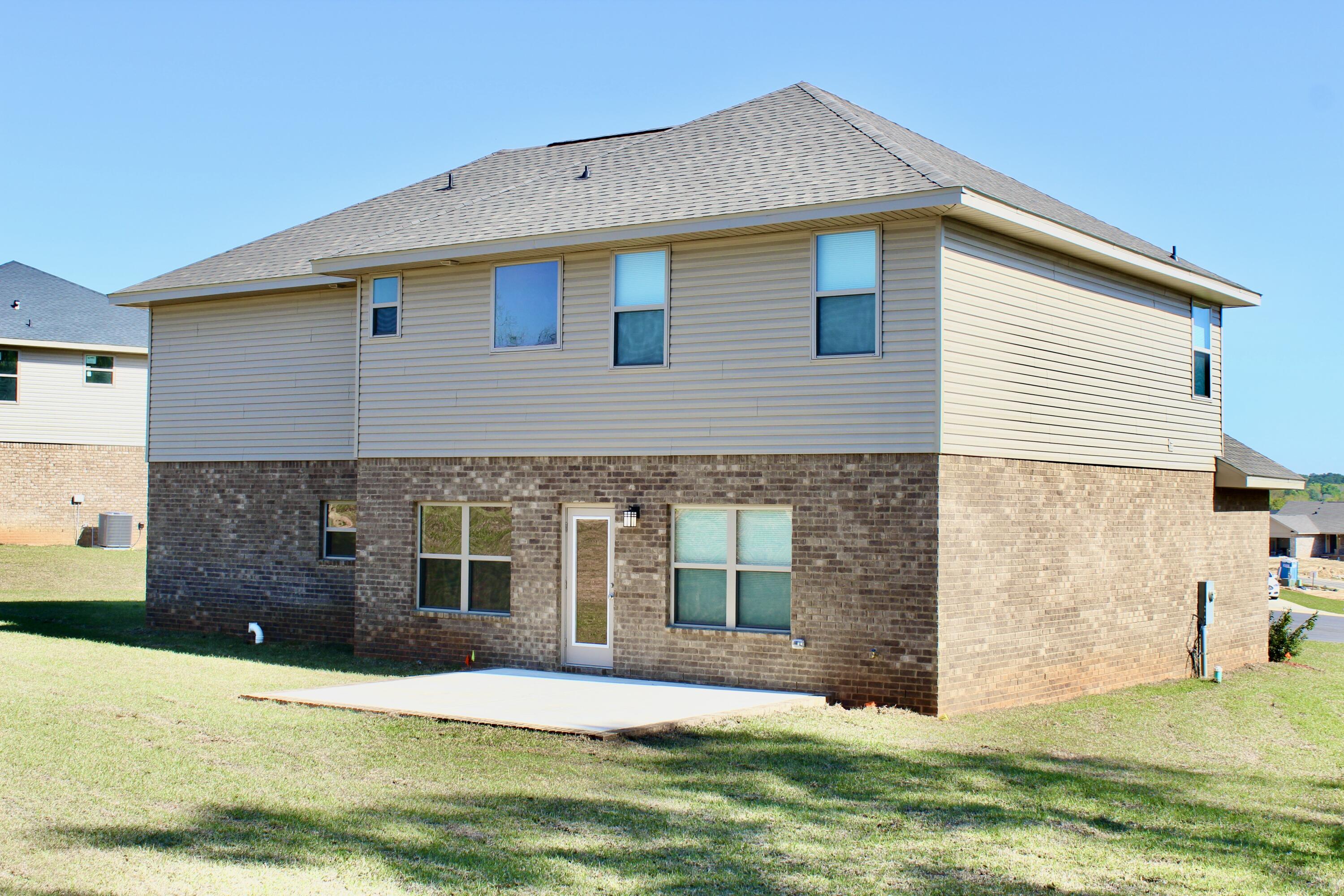 CHARLESTON PLACE - Residential