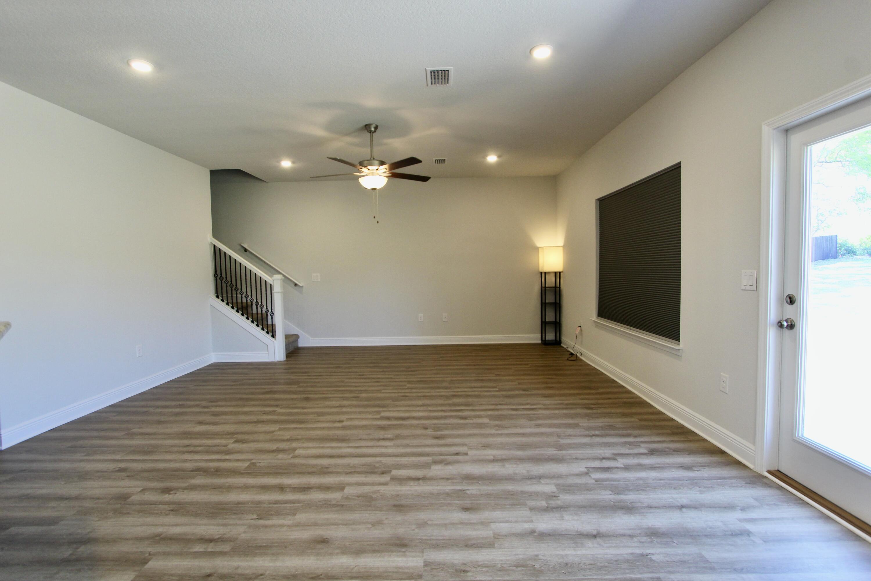CHARLESTON PLACE - Residential