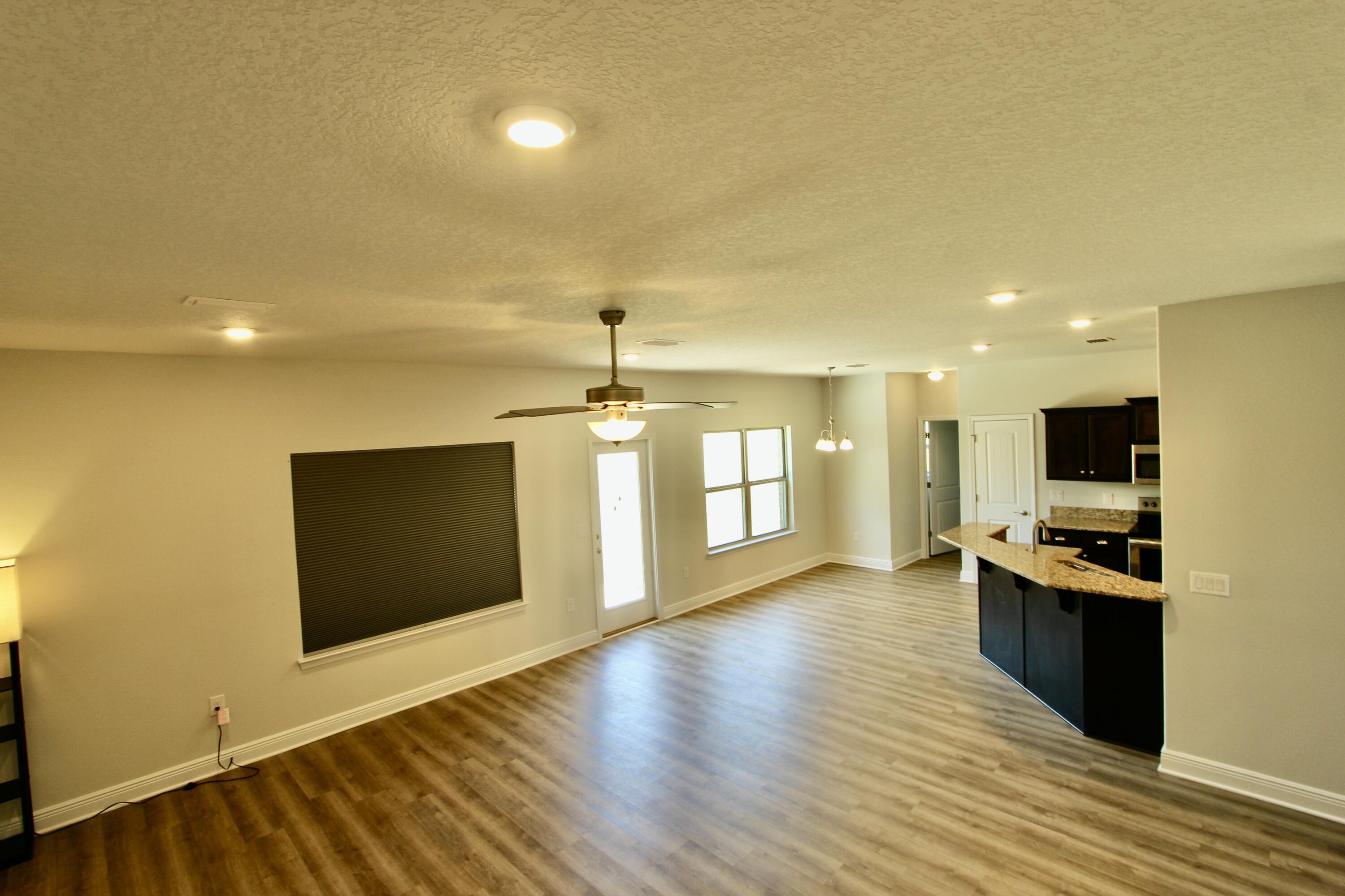 CHARLESTON PLACE - Residential