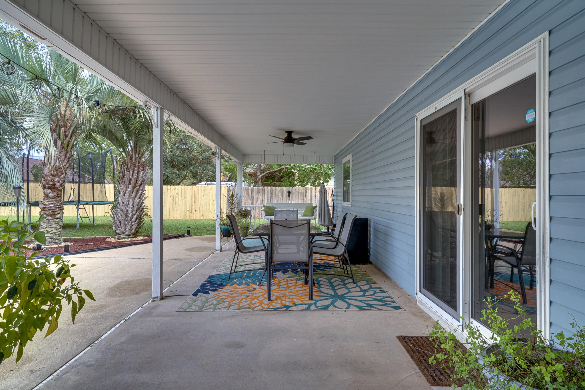 CRESCENT SHORES - Residential