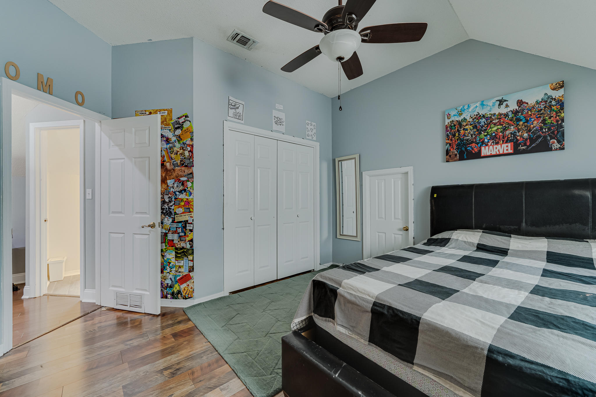 CRESCENT SHORES - Residential