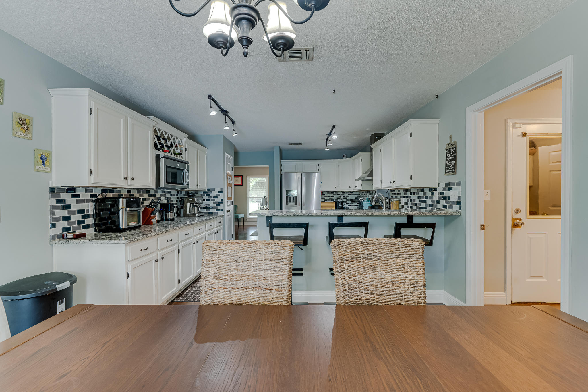 CRESCENT SHORES - Residential