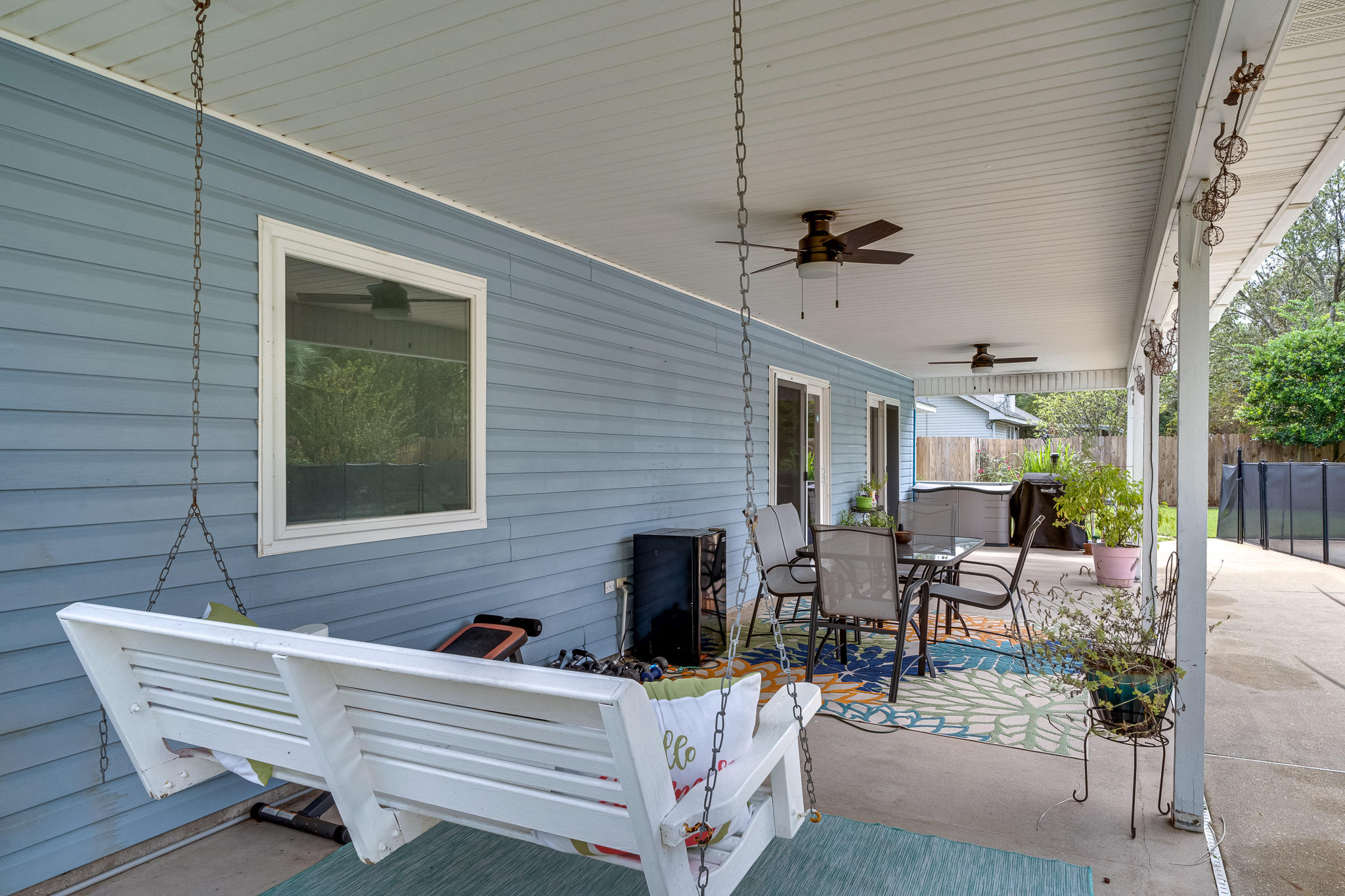 CRESCENT SHORES - Residential