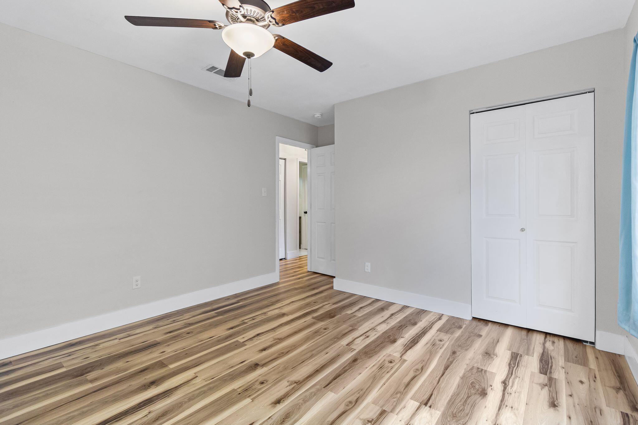 GARNIERS BEACH 7TH - Residential