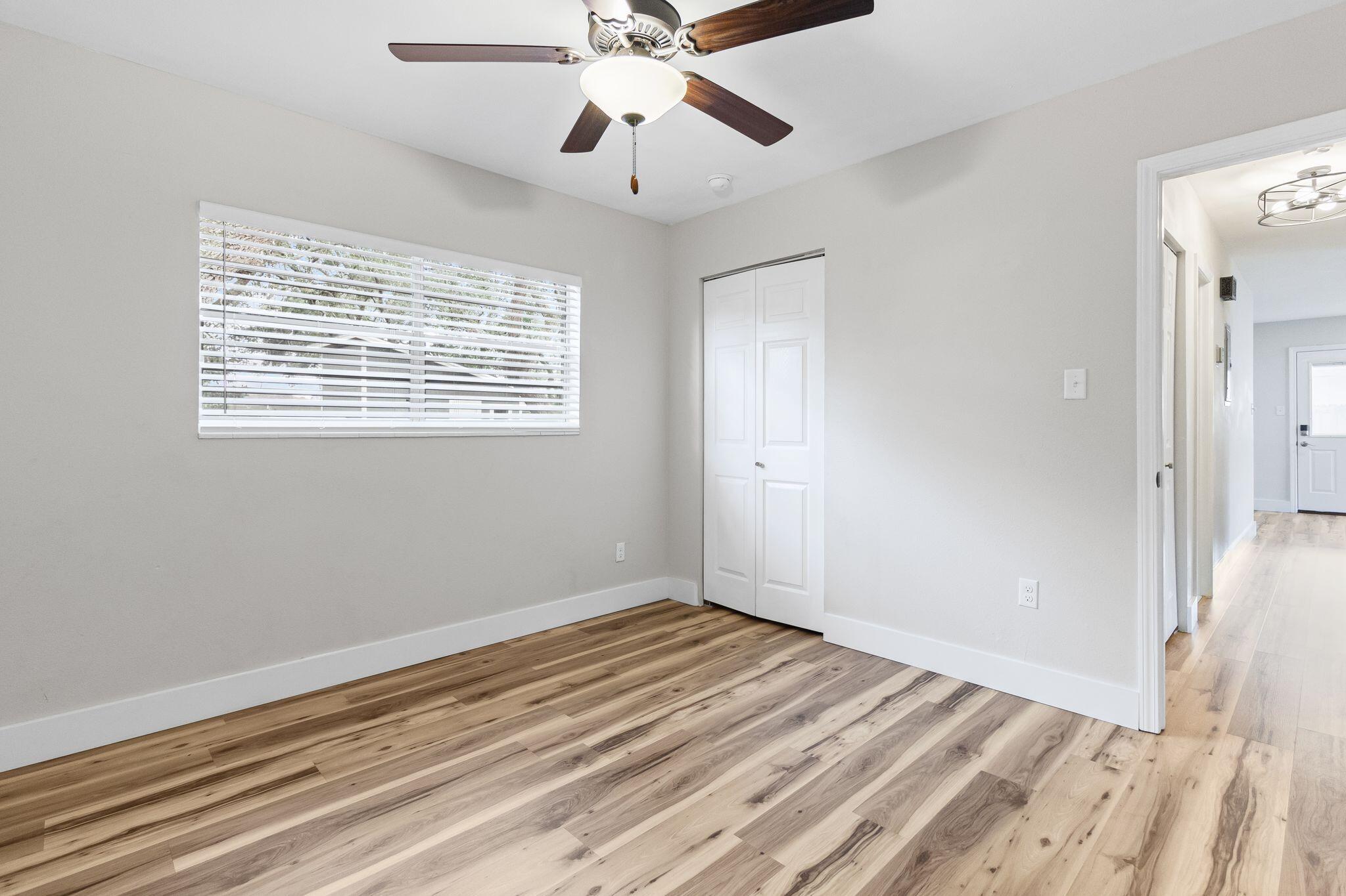 GARNIERS BEACH 7TH - Residential