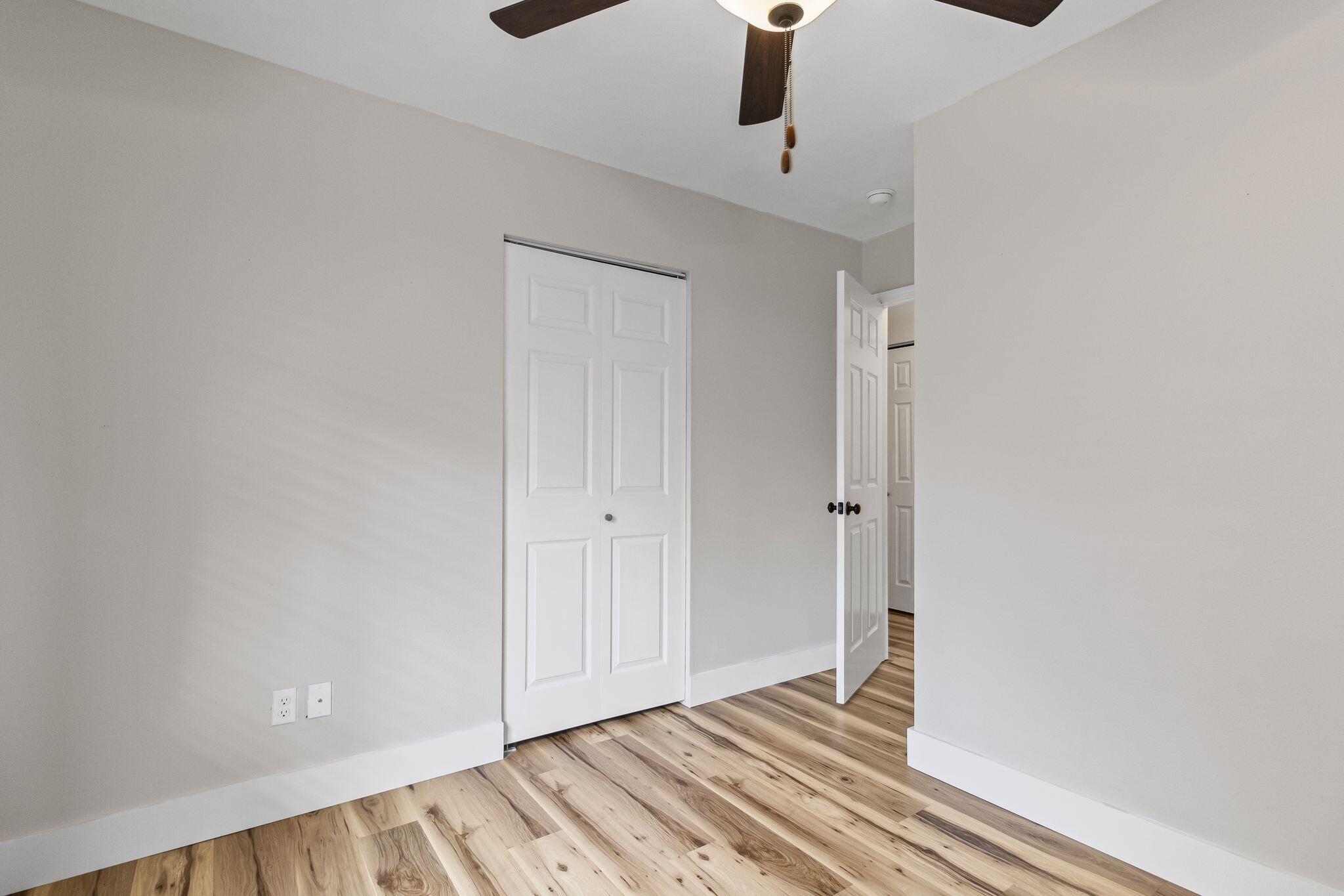 GARNIERS BEACH 7TH - Residential