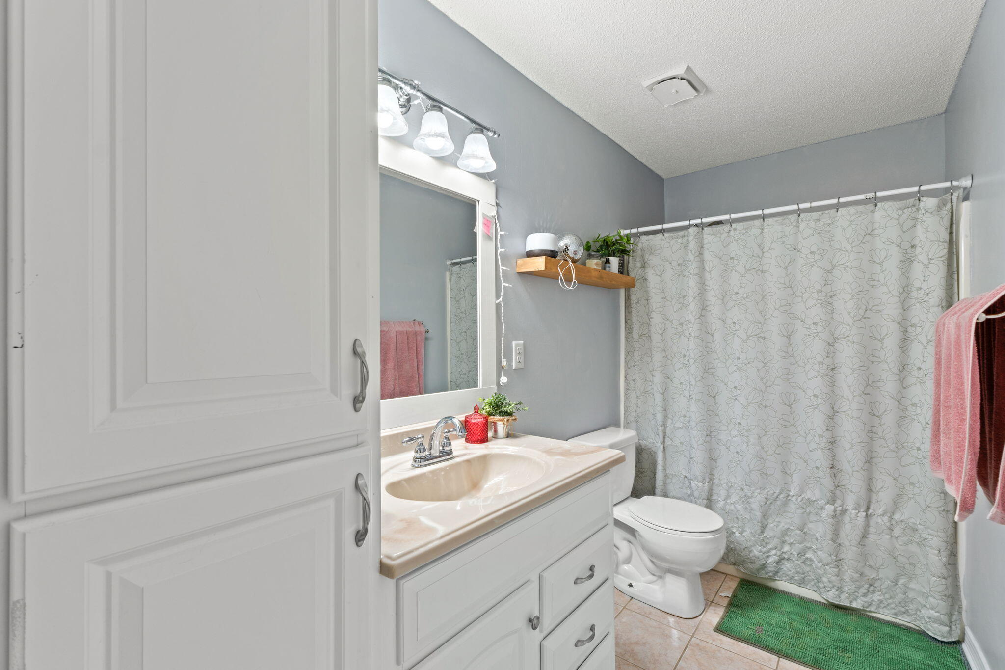HIDDEN TRAILS PH 3 - Residential
