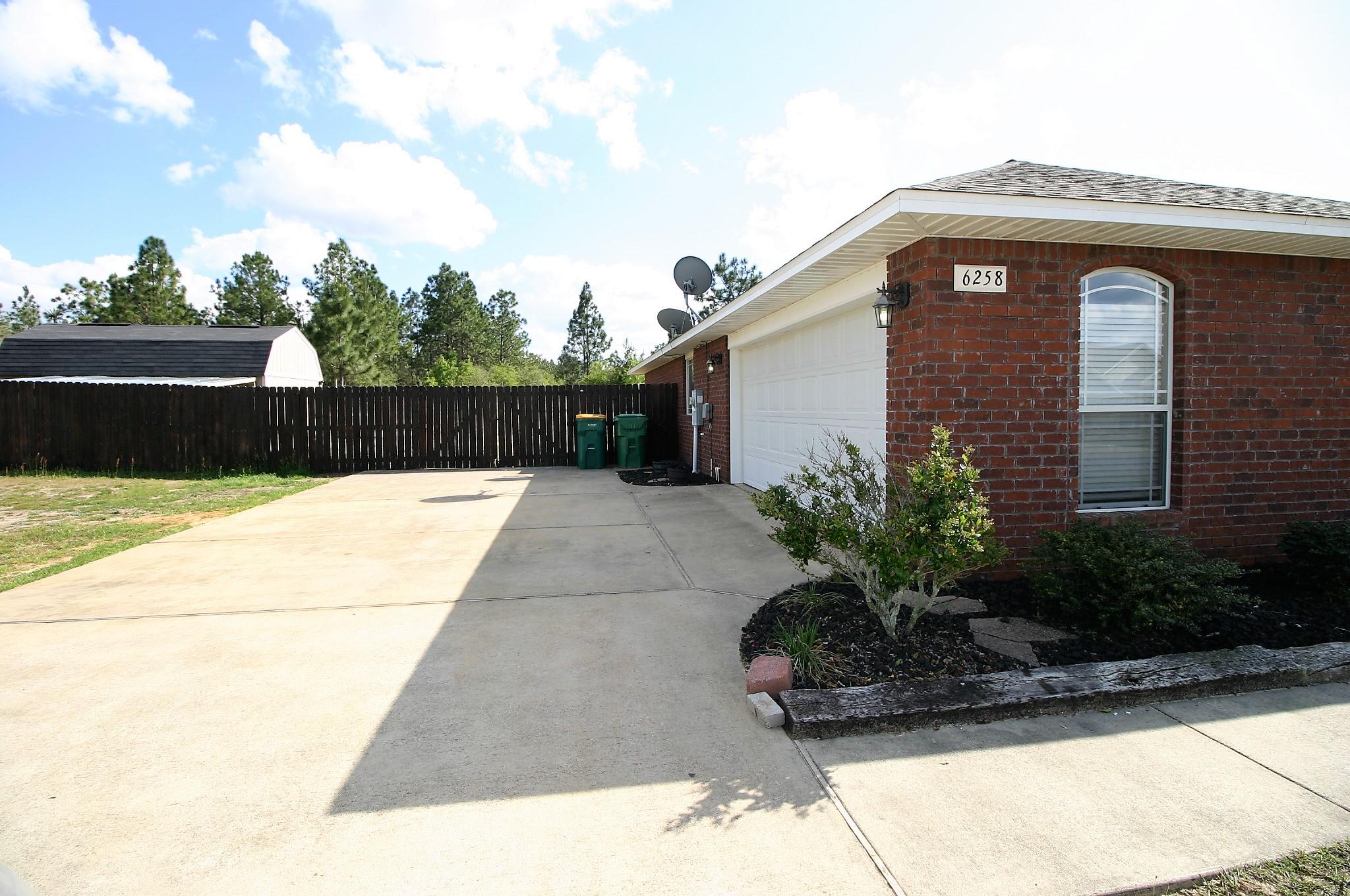 CARDINAL ESTATES - Residential