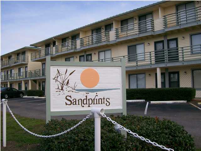 AVAILABLE= 10/11. Sec Dep = $1,495, can be broken up in 2 monthly installments, if qualified. HOA FEES/YARD MAINTENANCE INCLD. IN THE RENT. No pets allowed (per the HOA) & no smoking inside please. PRIME LOCATION! Super close to EVERYTHING- shopping, restaurants, bars, golf & so much more! This 1 bedroom/1 bath condo is also just 3 blocks from the BEACH! Newer carpet, paint, fixtures, appliances, & HVAC unit - about 8 y/o. All appliances stay including microwave, washer & dryer. Bedroom has 2 closets. All electric! Complex has beautiful landscaping with palm trees & a nice large pool, club house & picnic area. Call to make this you home sweet home today before someone else does!