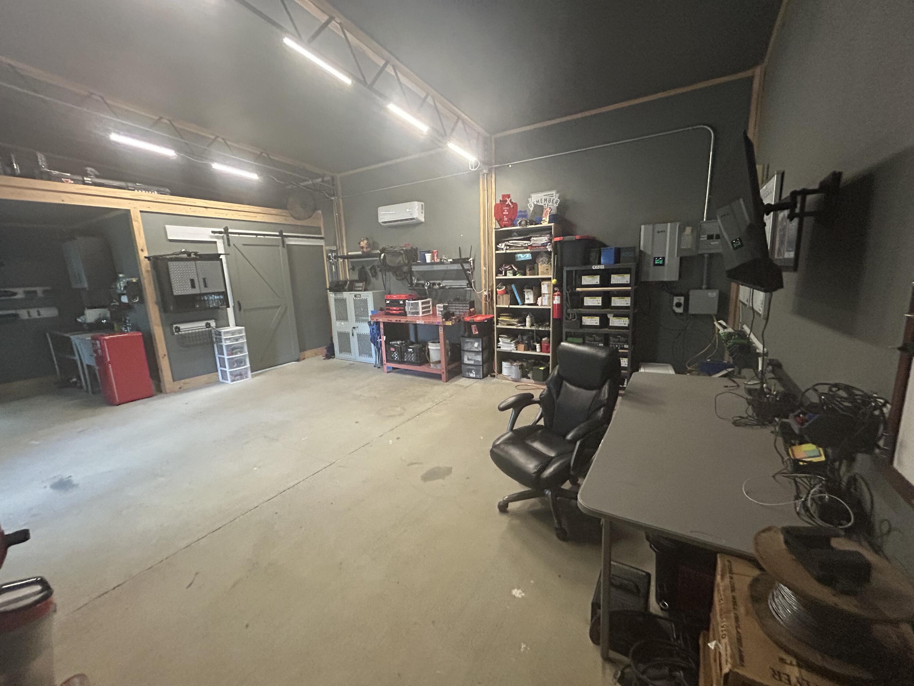 METES & BOUNDS - Farm