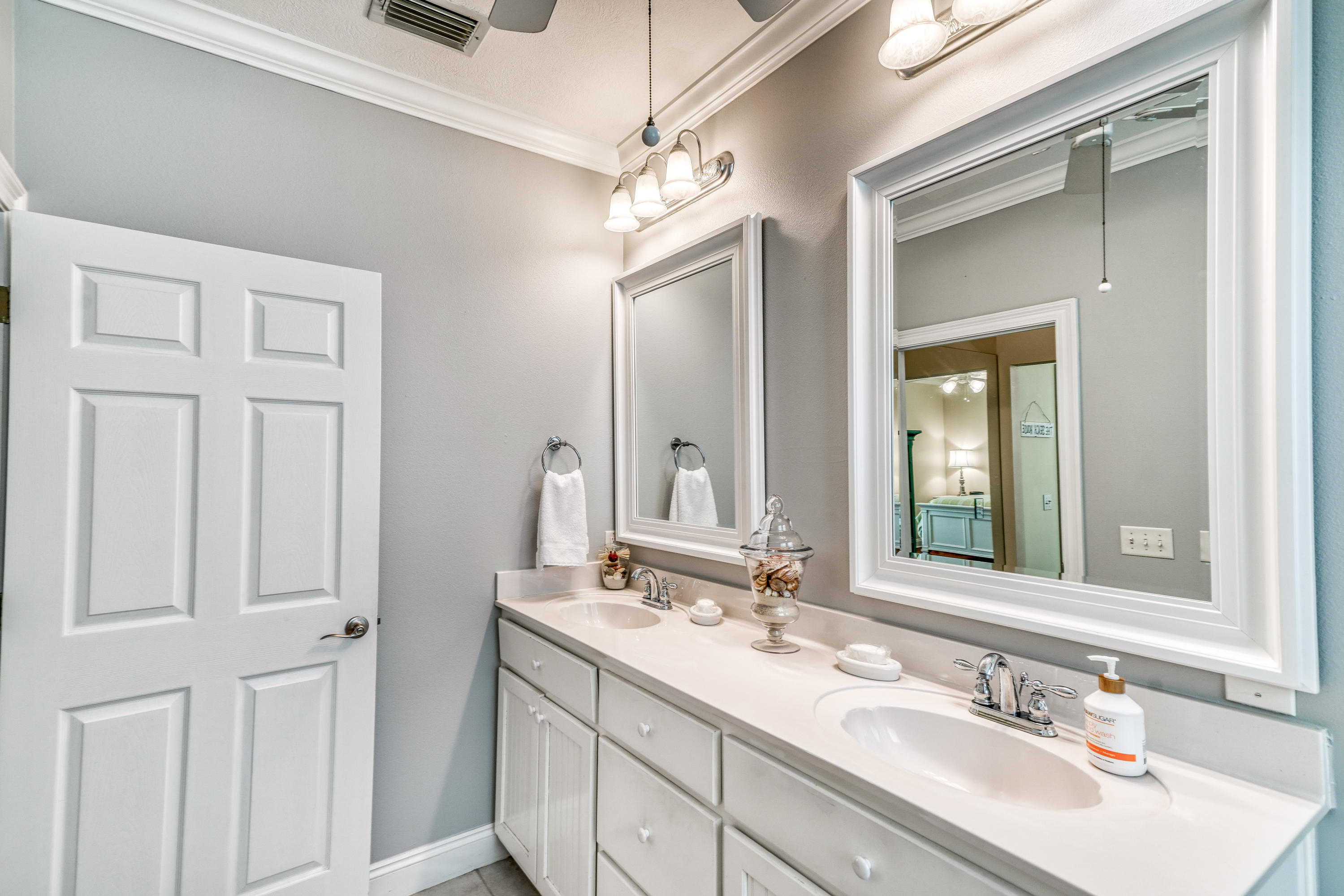 SEABREEZE EAST - Residential