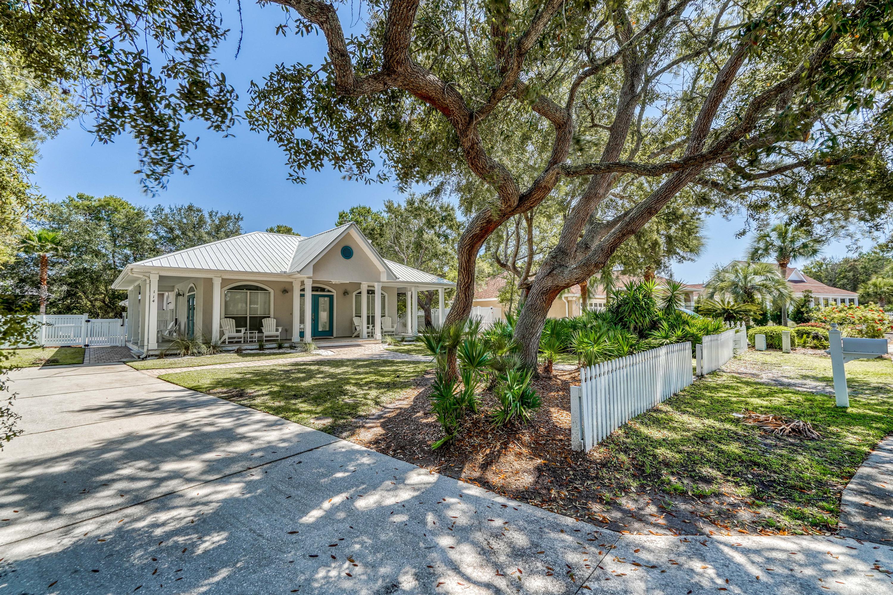 SEABREEZE EAST - Residential