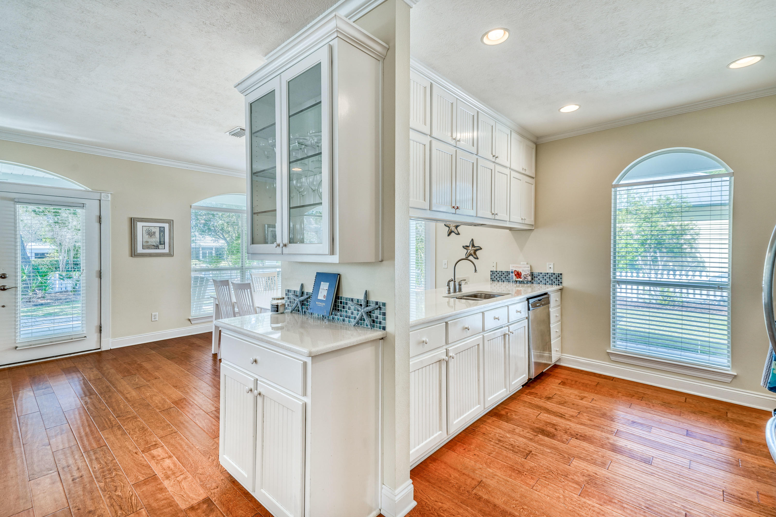 SEABREEZE EAST - Residential