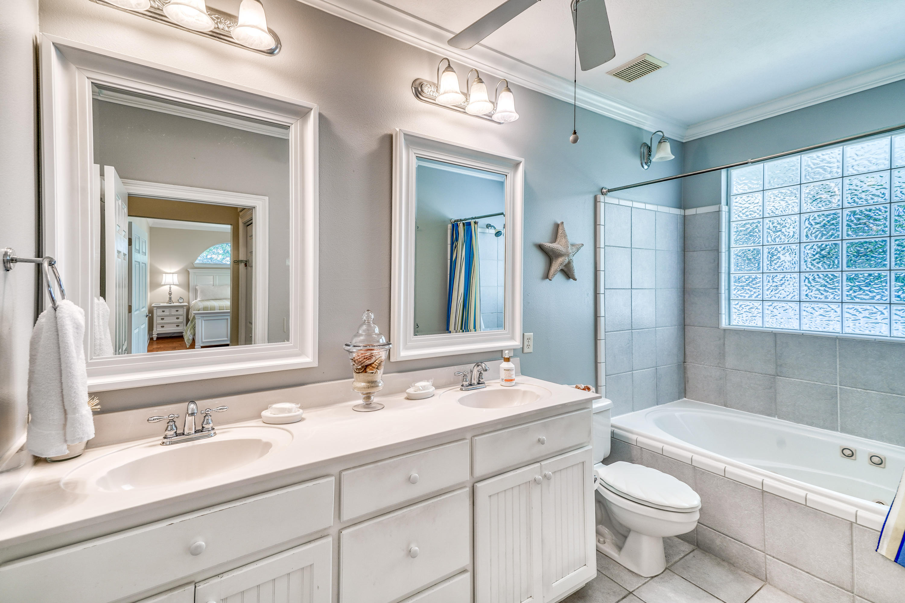 SEABREEZE EAST - Residential