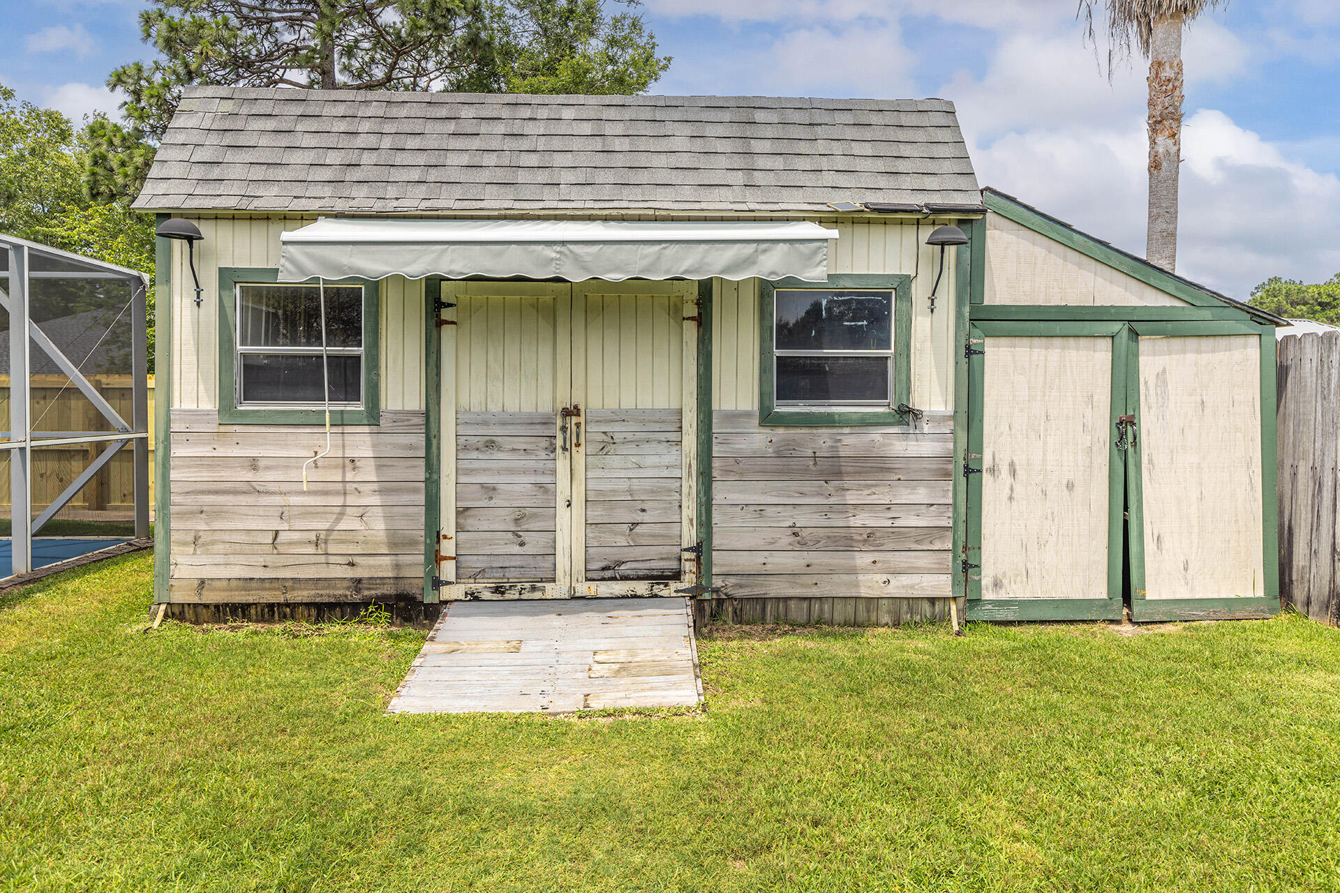 BRISTOL VILLAGE RAINTREE ESTATES - Residential