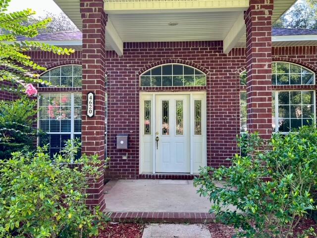 ROYAL OAKS - Residential Lease