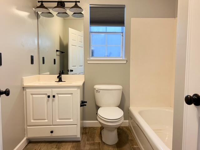 ROYAL OAKS - Residential Lease
