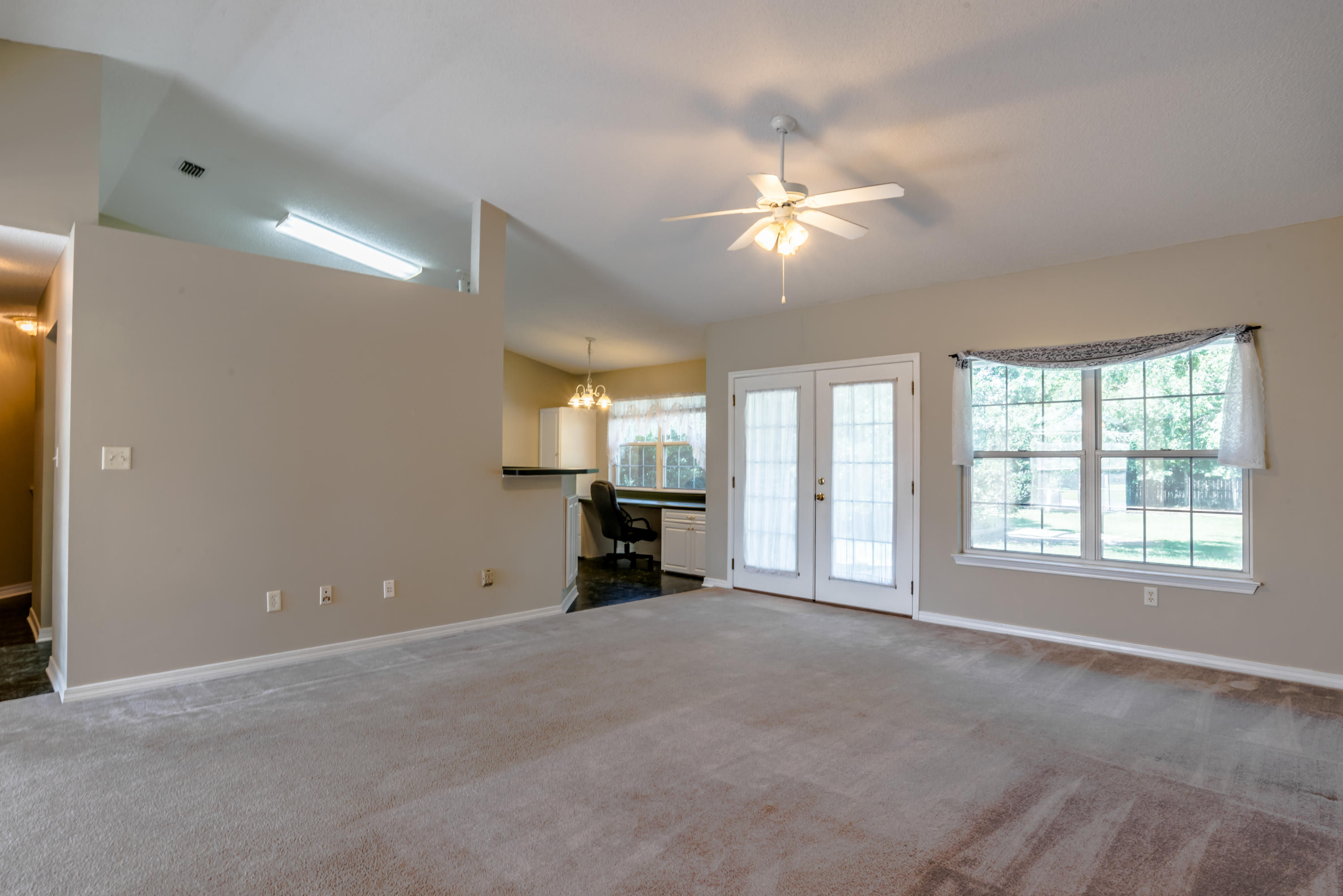 HOLLEY BY THE SEA - Residential