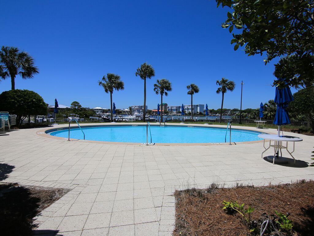 HARBOR LANDING - Residential