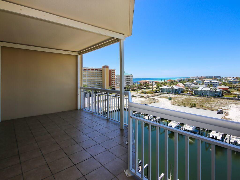 HARBOR LANDING - Residential