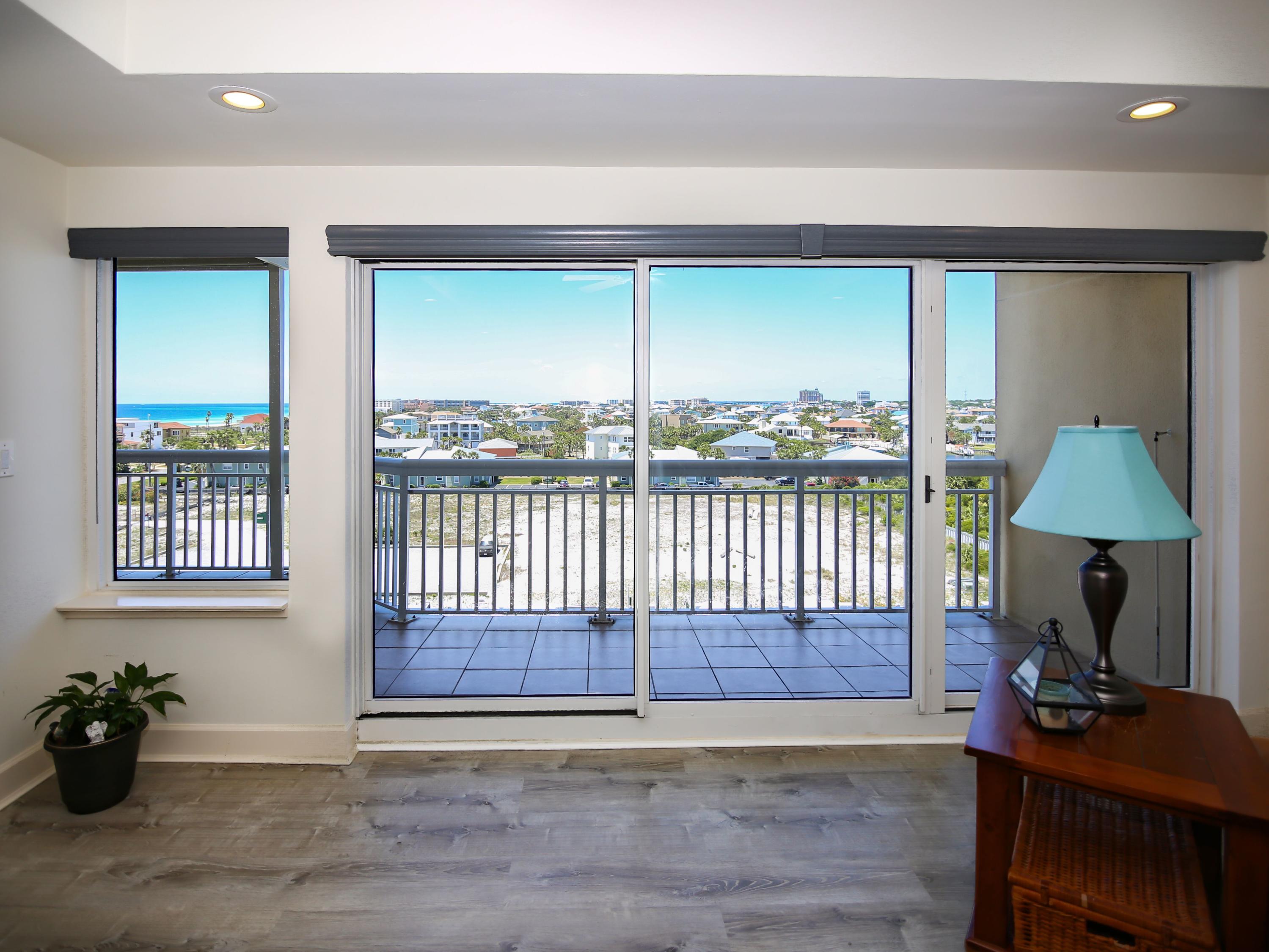 HARBOR LANDING - Residential