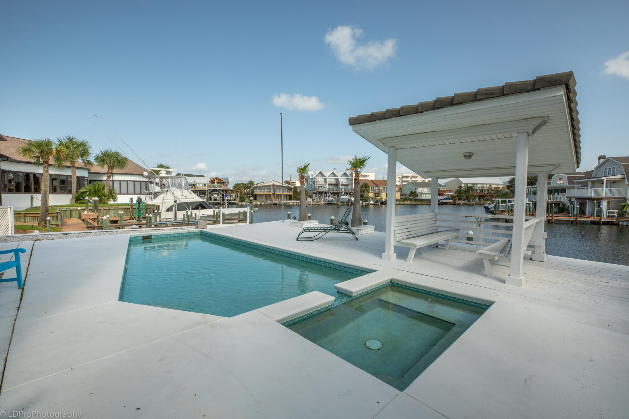 HOLIDAY ISLE - Residential