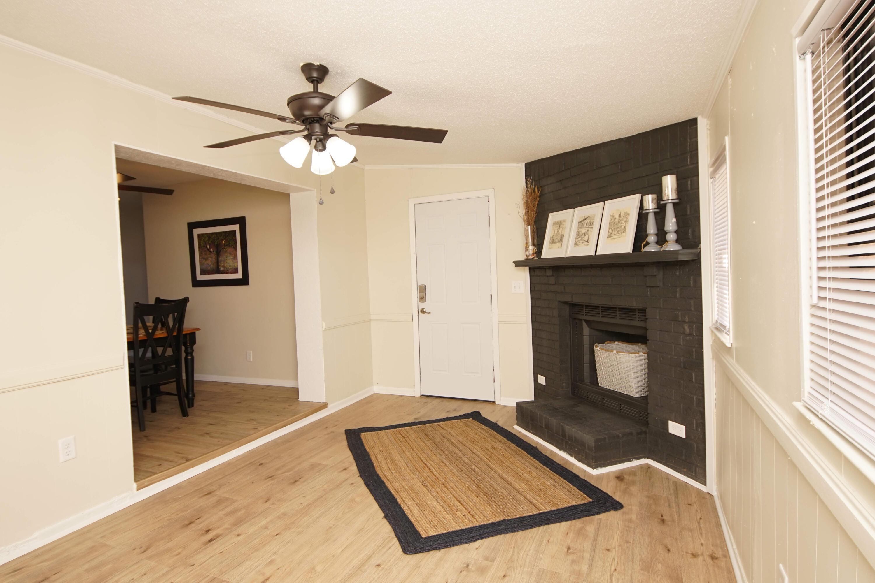 BRYN MAWR PARK - Residential Lease