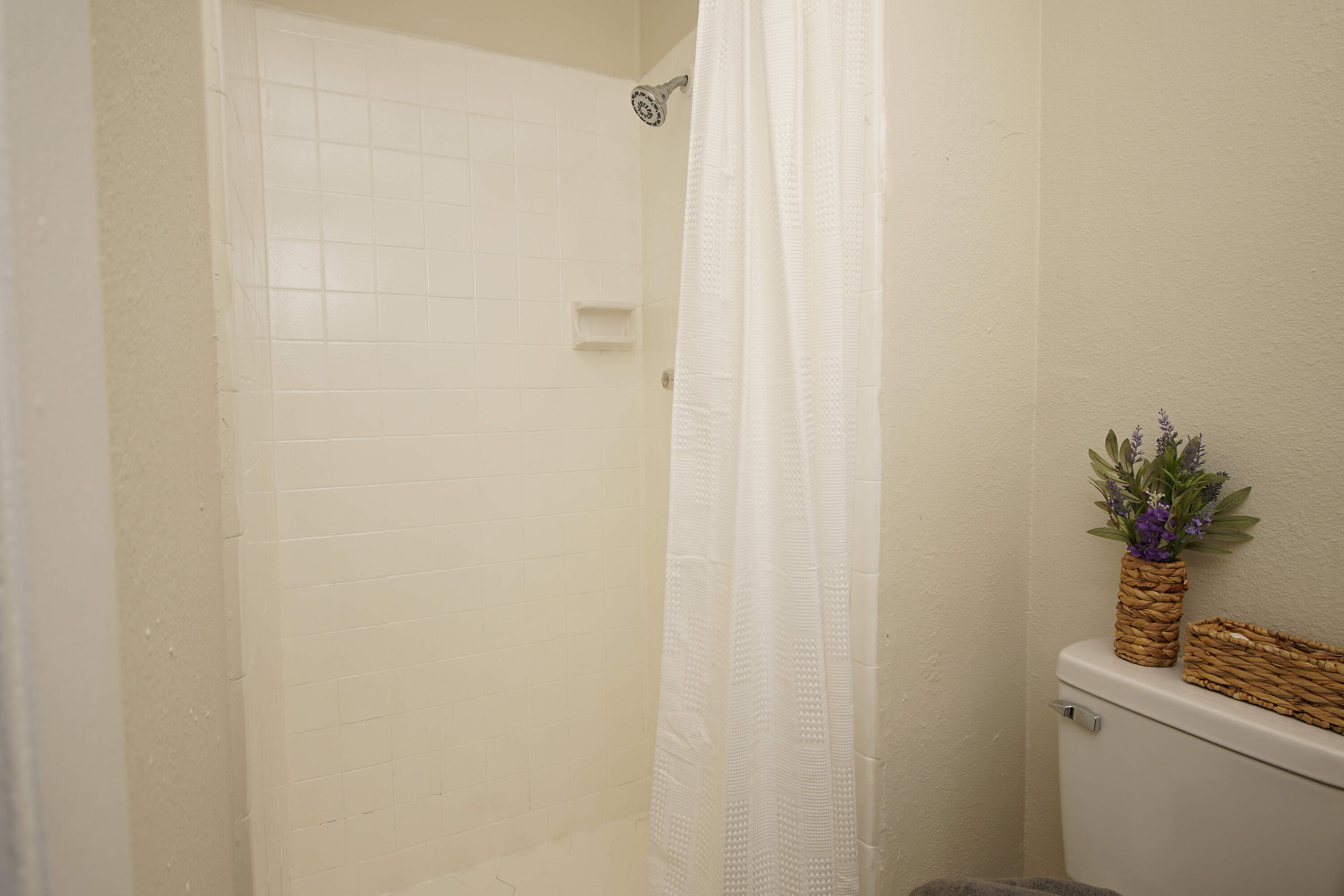 BRYN MAWR PARK - Residential Lease