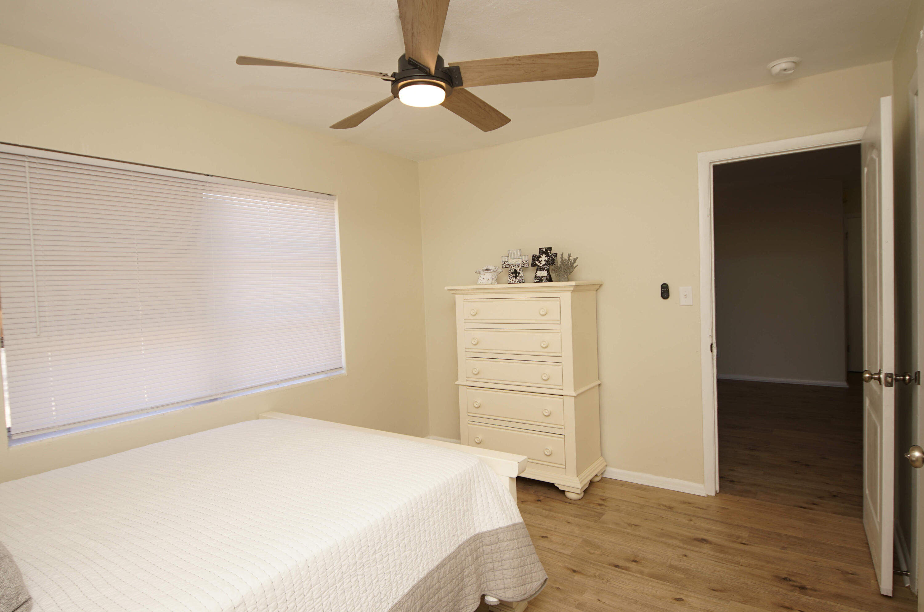 BRYN MAWR PARK - Residential Lease