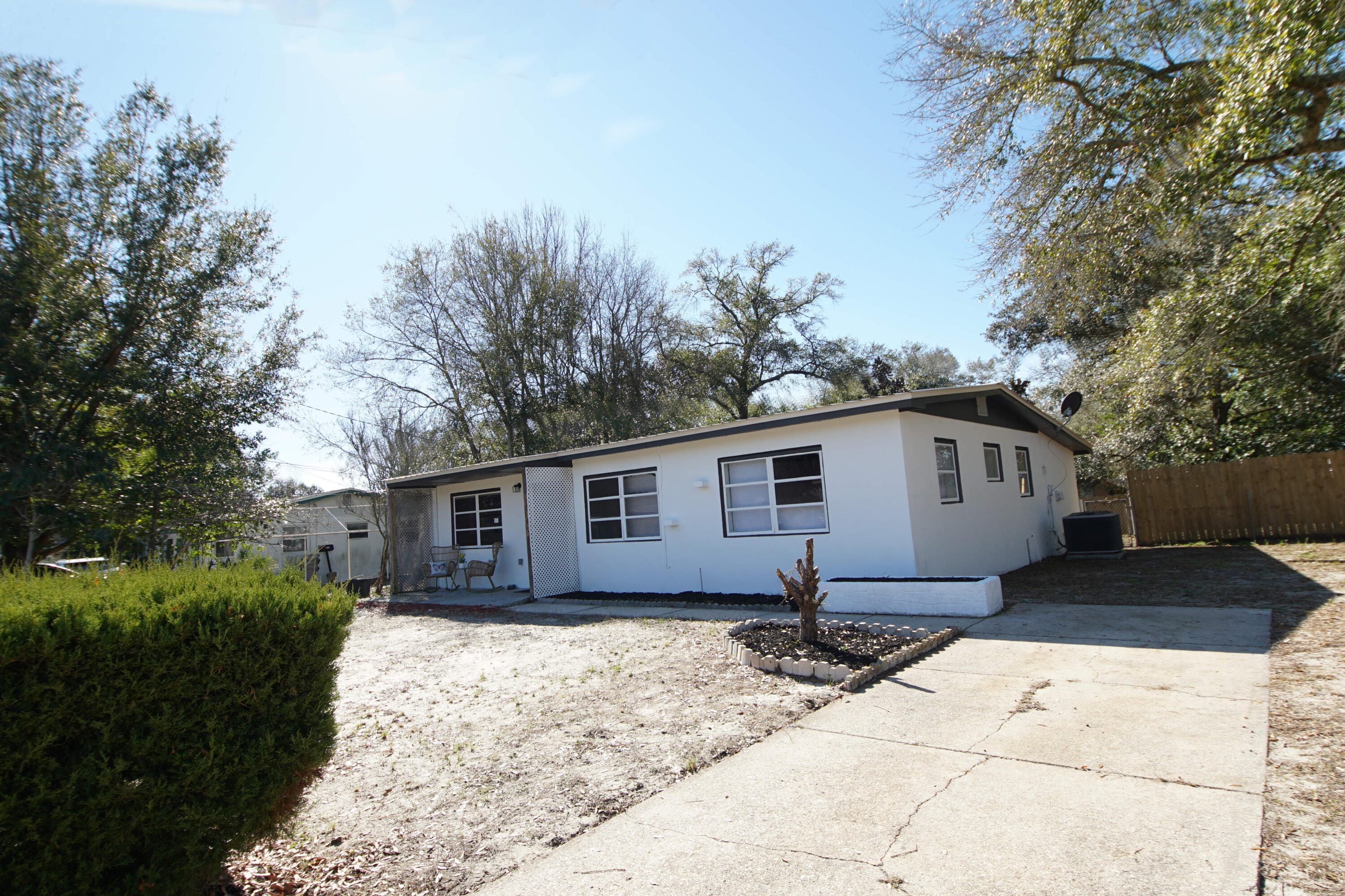 BRYN MAWR PARK - Residential Lease