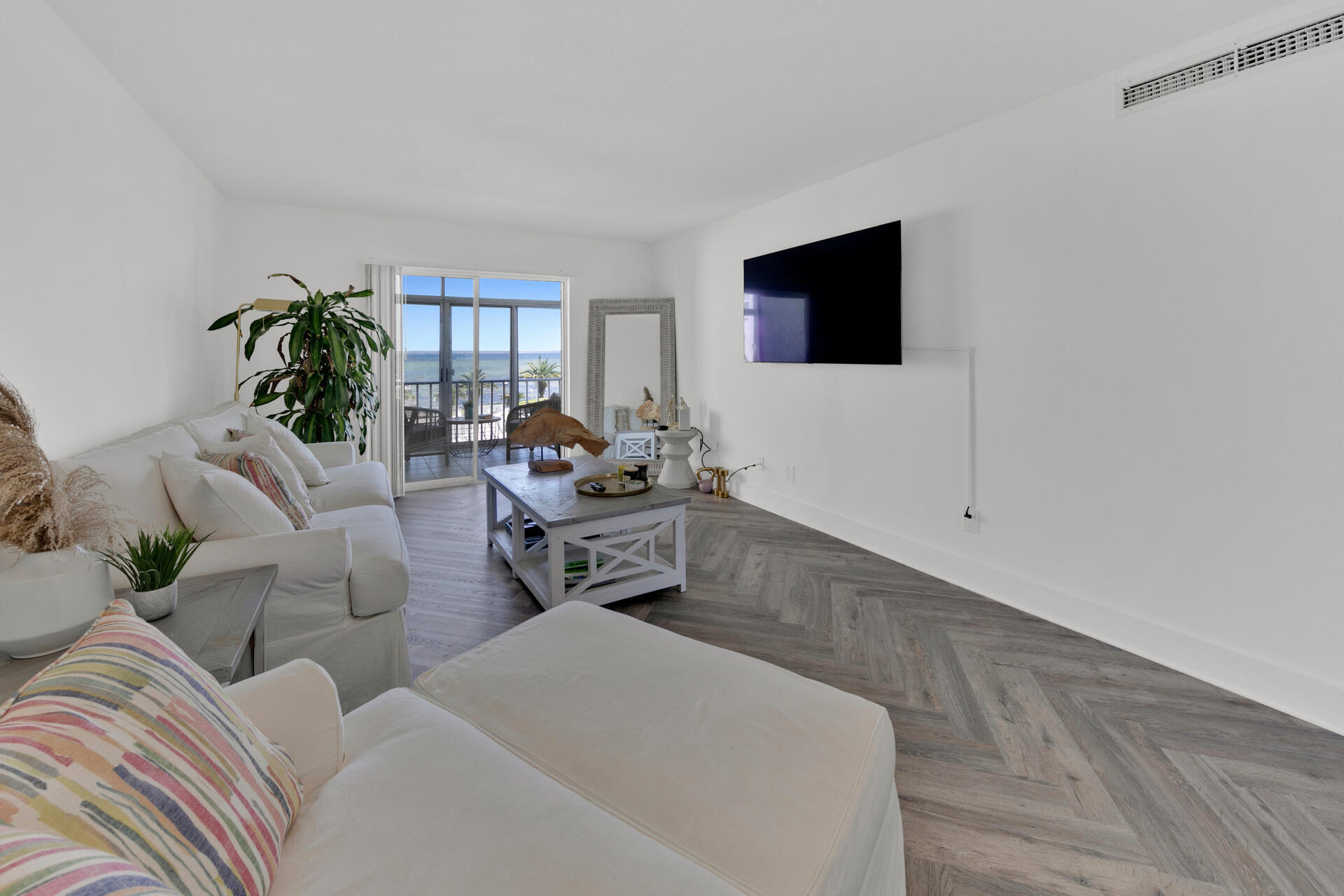 CENTURY PARK WEST - Residential