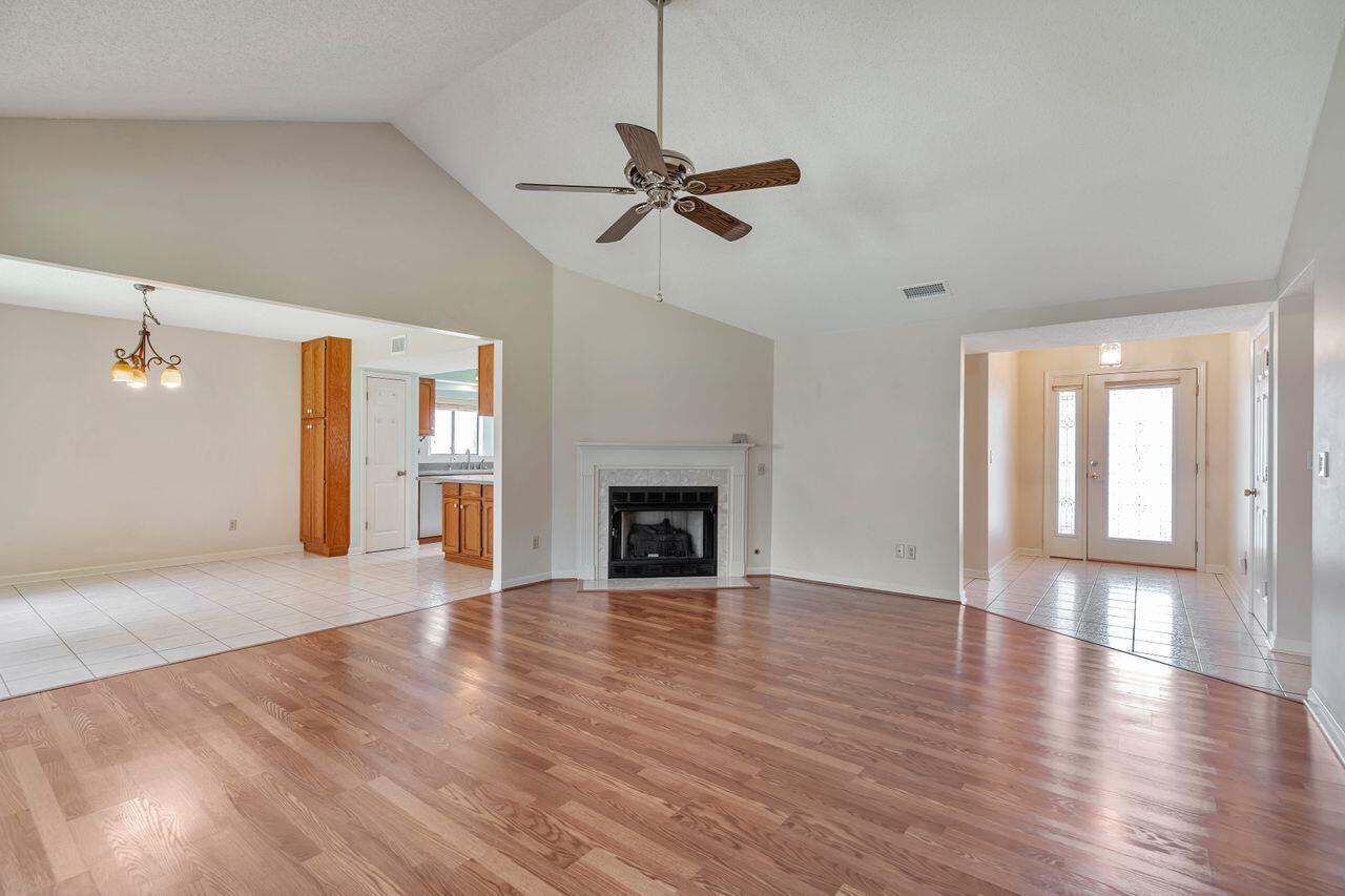 Cedar Ridge - Residential